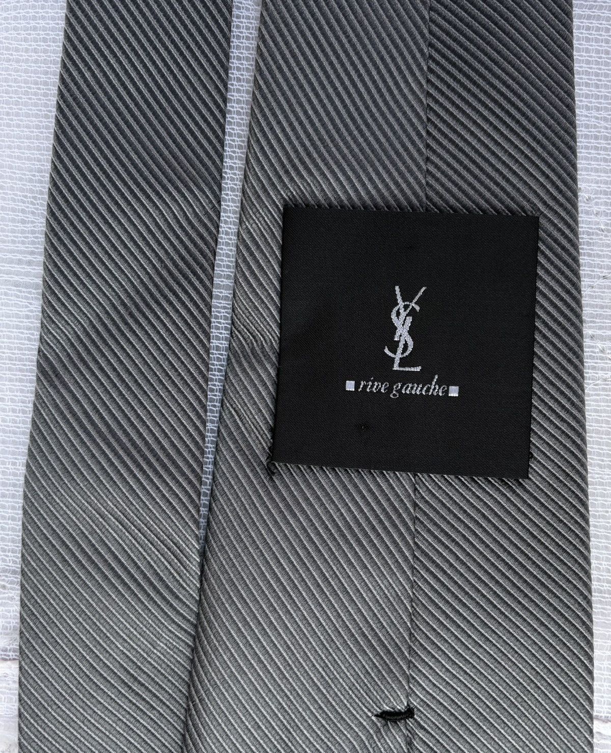 Yves Saint Laurent YSL Yves Saint Laurent Rive Gauch Tie Grey NECKTIE Stripes Size ONE SIZE - 5 Thumbnail