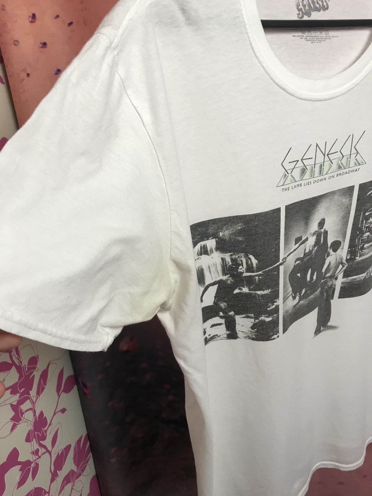 Band Tees × Vintage Vintage Genesis band rock tee Size US L / EU 52-54 / 3 - 5 Thumbnail