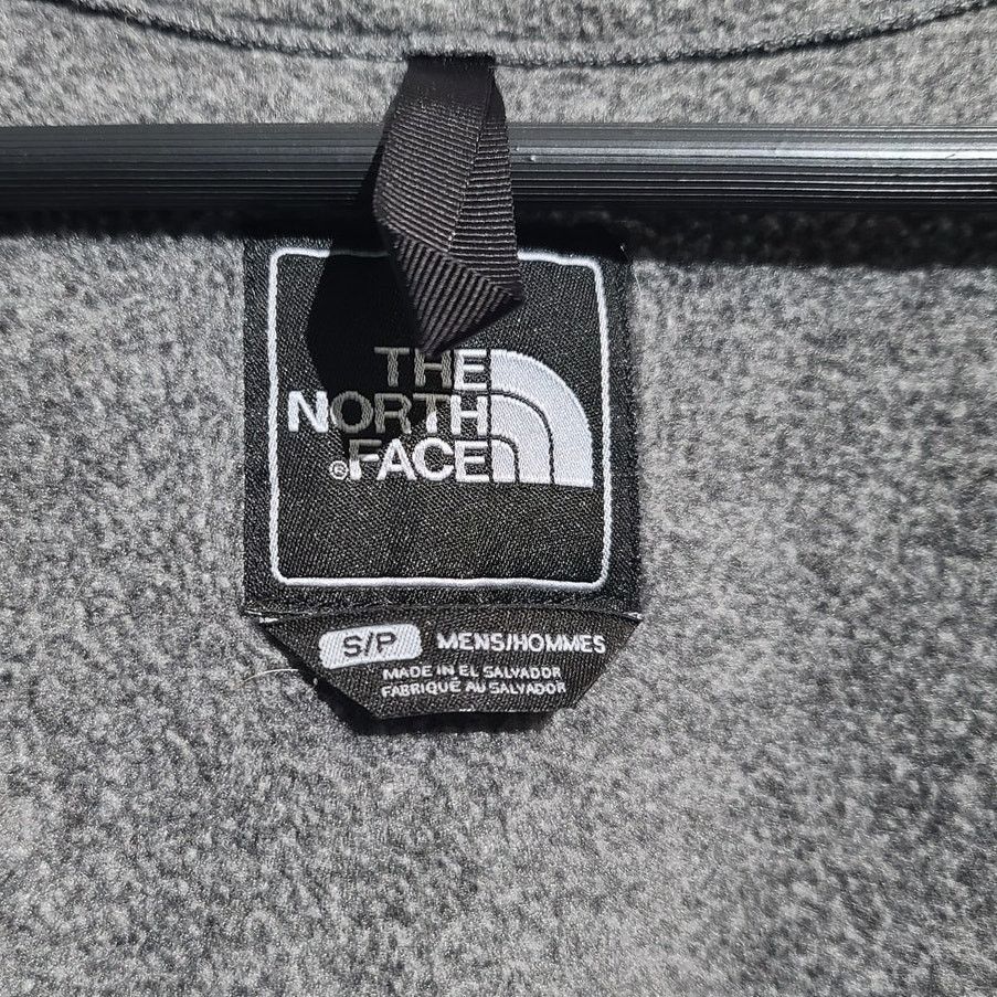 The North Face The North Face Men's Gray Denali Jacket Size US S / EU 44-46 / 1 - 5 Thumbnail