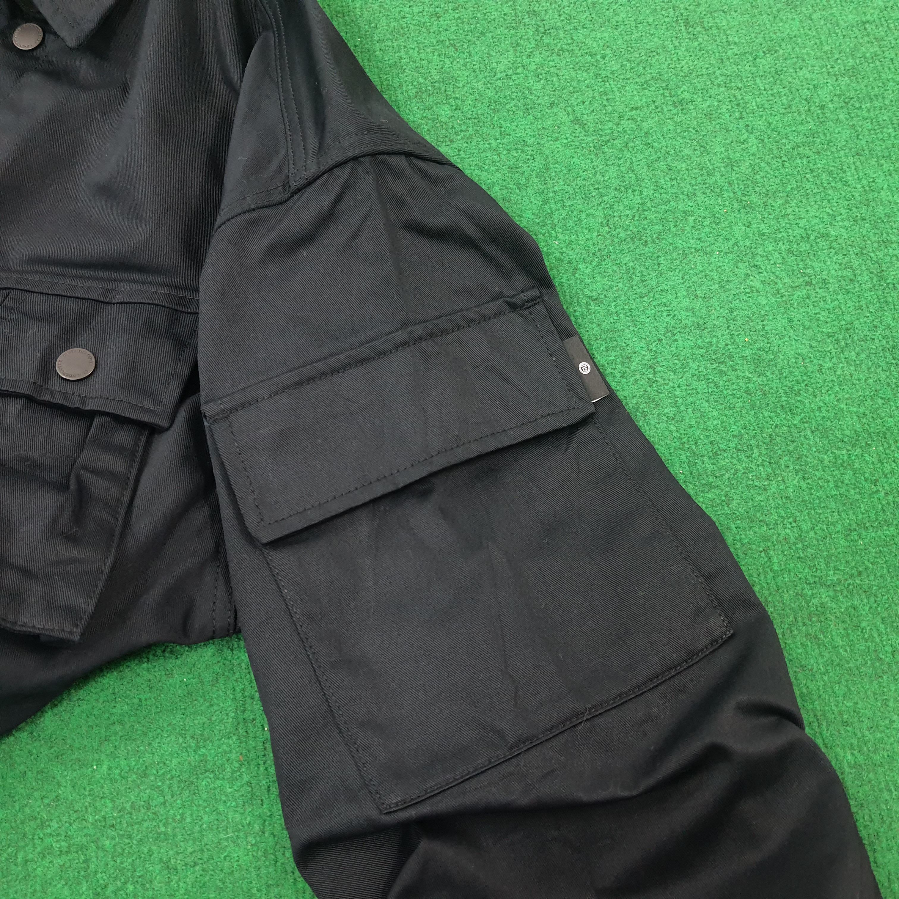 Japanese Brand × Undercover × Vintage Vintage GU x Undercover Japanese Brand Custom Logo Jacket Size US L / EU 52-54 / 3 - 12 Thumbnail