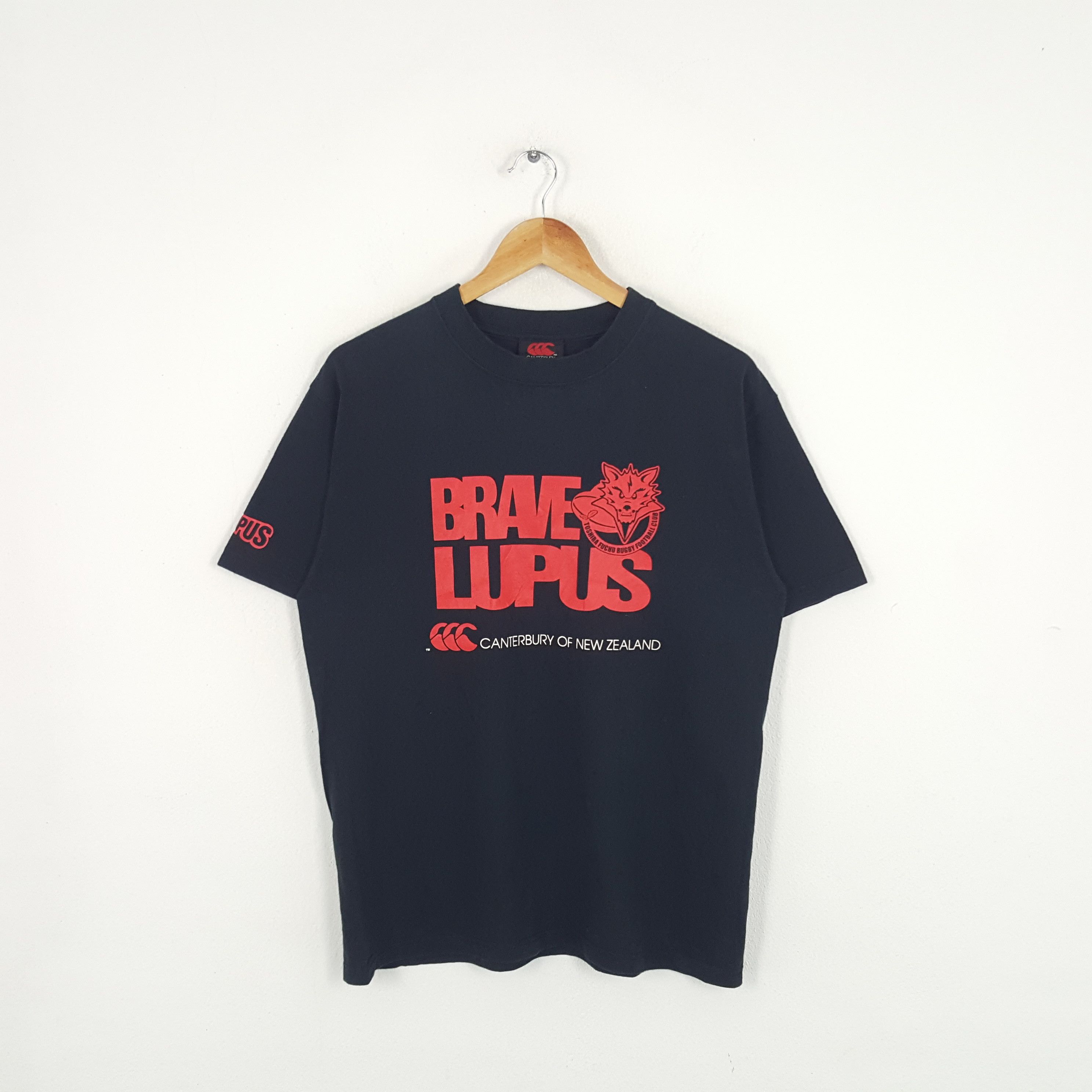 Canterbury of New Zealand × Vintage Vintage Brave Lupus Canterbury of New Zealand Rugby Tshirt Size US M / EU 48-50 / 2 - 1 Thumbnail