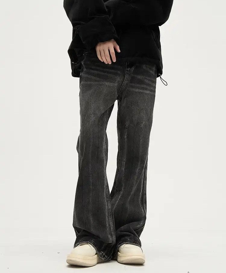 image of Vintage Y2K Distressed Flared Jeans in Black, Men's (Size 33)