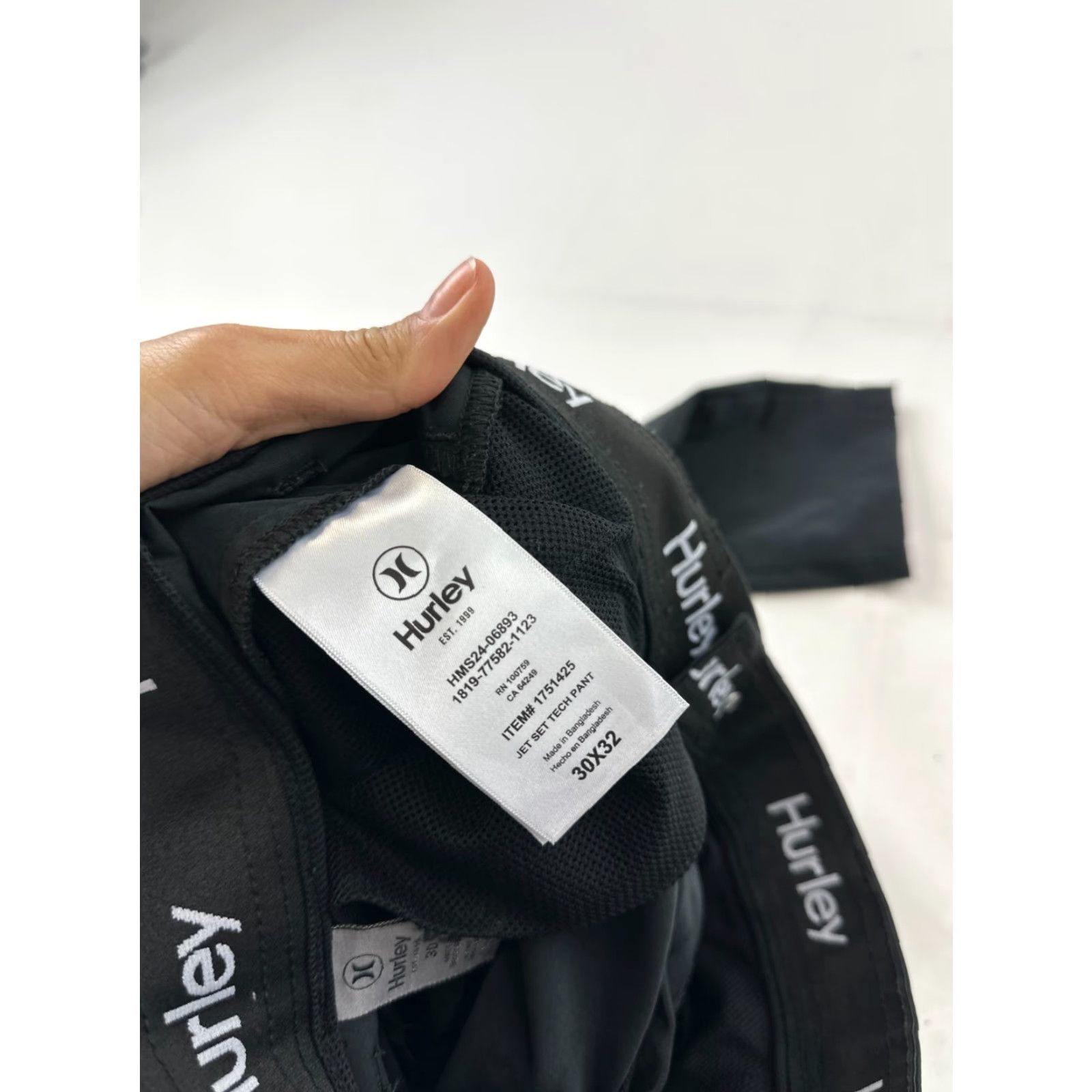 Hurley Hurley Pants Slim Black 30x32 Tech Stretch Pockets Straight Leg Mens Regular Front Flat Button Chino Casual Outdoor Autumn Spring Summer Winter Size US 30 / EU 46 - 7 Thumbnail