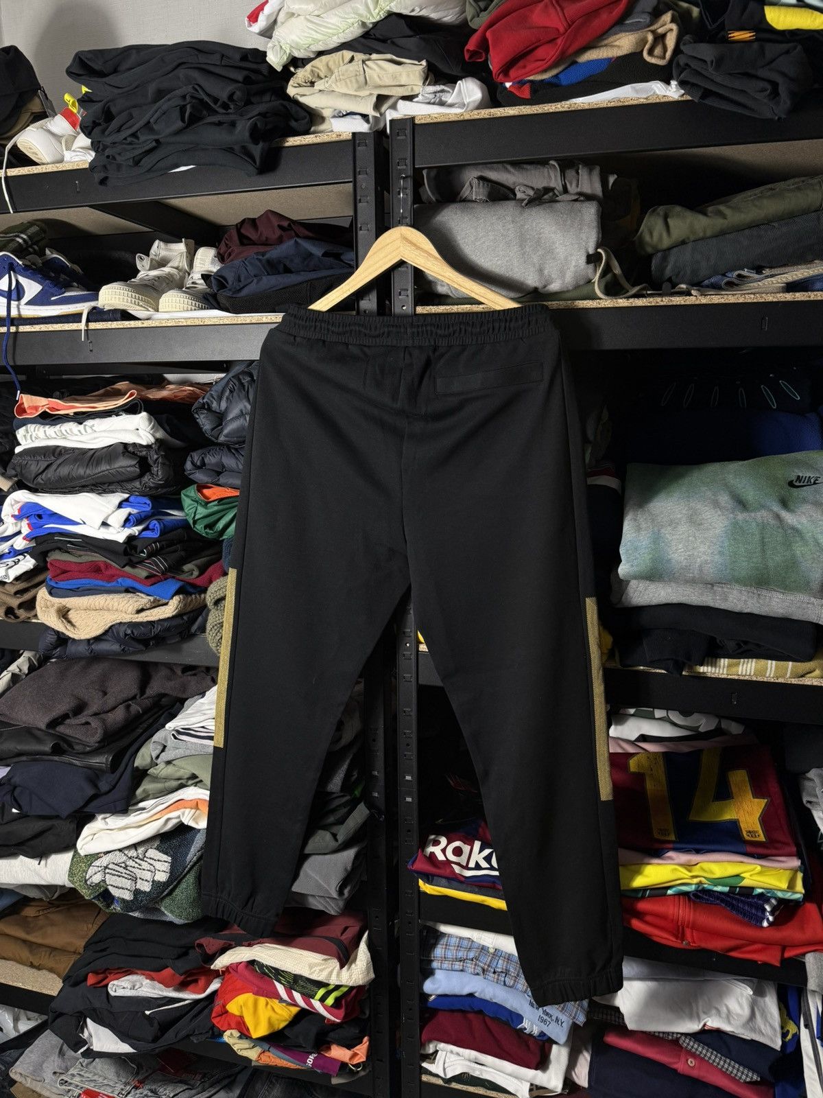 Hugo Boss NWT Hugo Boss Athleisure Joggers Mens M Black Sweatpants Size US 32 / EU 48 - 11 Thumbnail