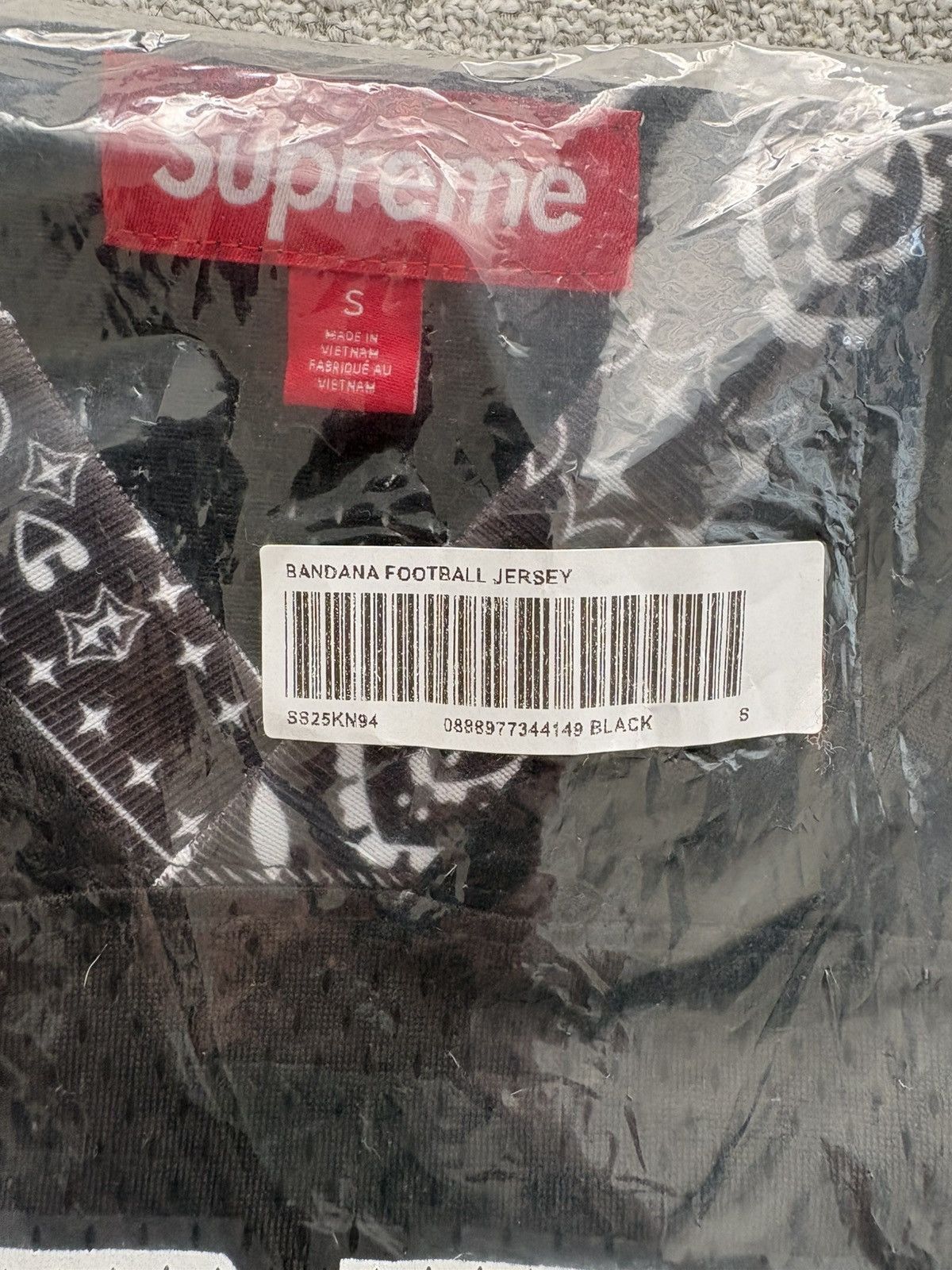 Supreme Supreme Bandana Football Jersey “Black” Size US S / EU 44-46 / 1 - 7 Thumbnail