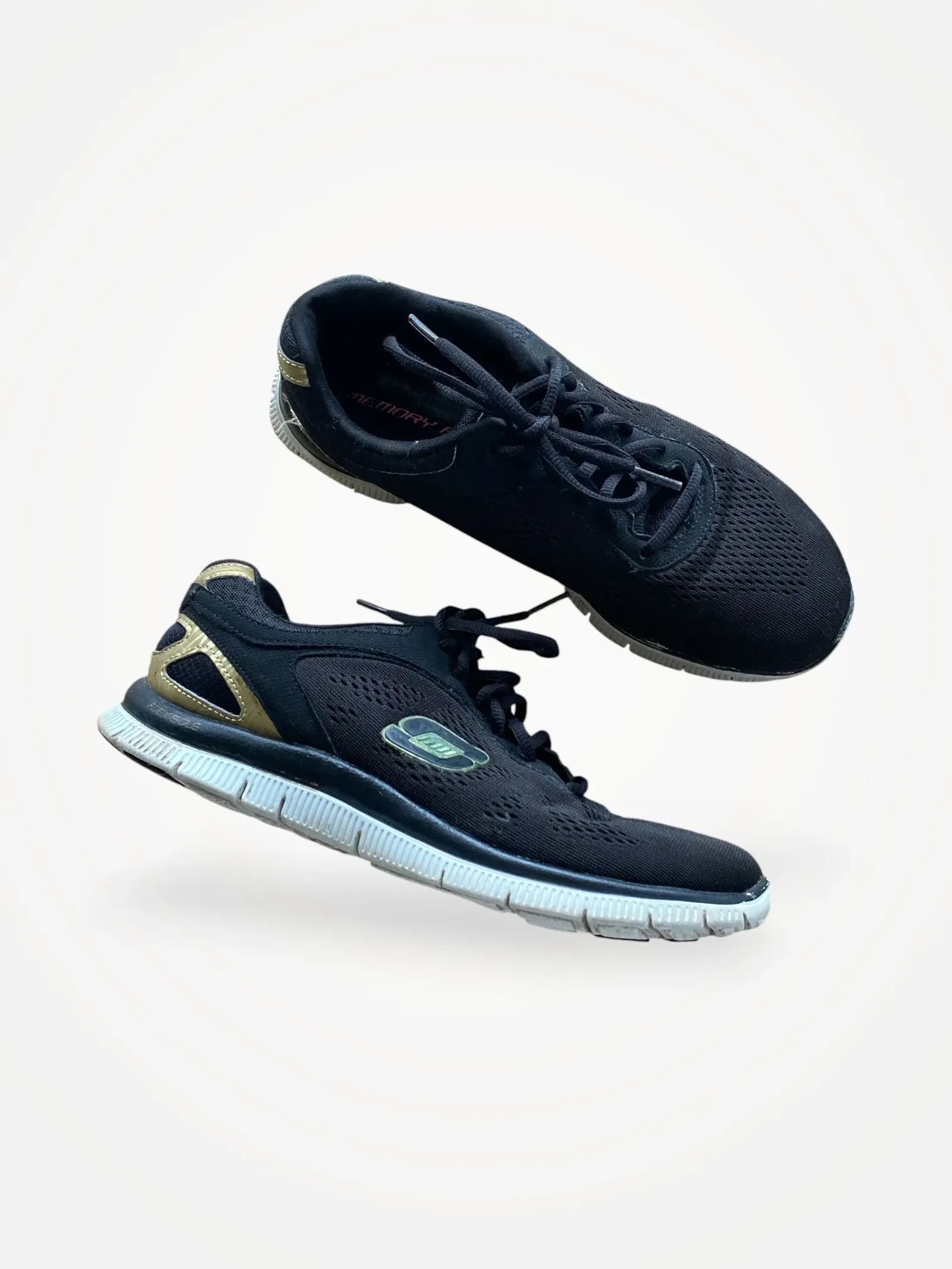 SKECHERS Skechers Memory foam Sneakers Size US 9 / IT 39 - 1 Thumbnail