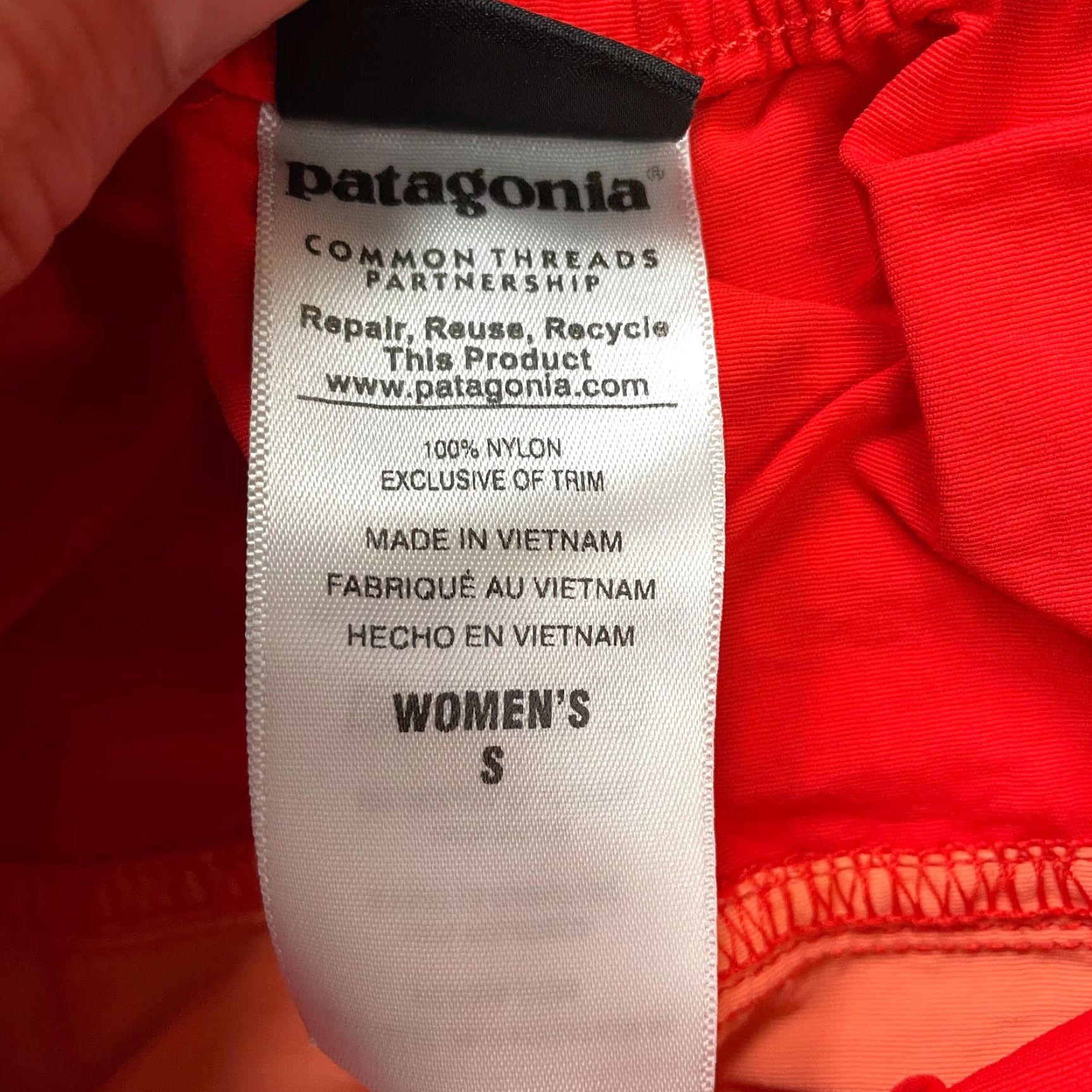 Patagonia Patagonia Swimwear Water Skirt Women S Orange Nylon Elastic Waist Logo 100% Nylon Swim Skirt Beach Womens Size 28" / US 6 / IT 42 - 7 Thumbnail