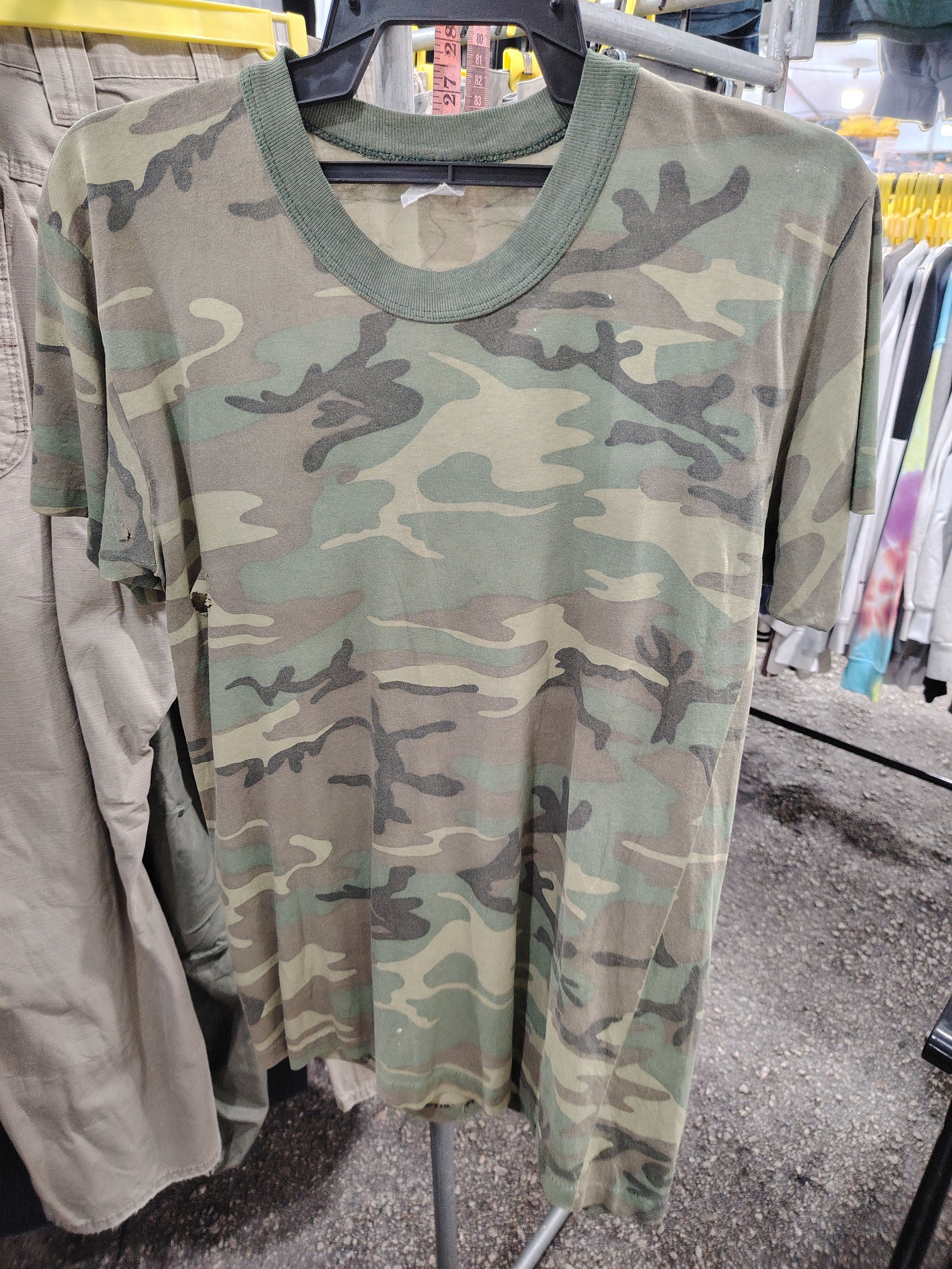 Vintage Vintage Single Stitch Distressed Camouflage ERDF Tee Size US M / EU 48-50 / 2 - 1 Thumbnail