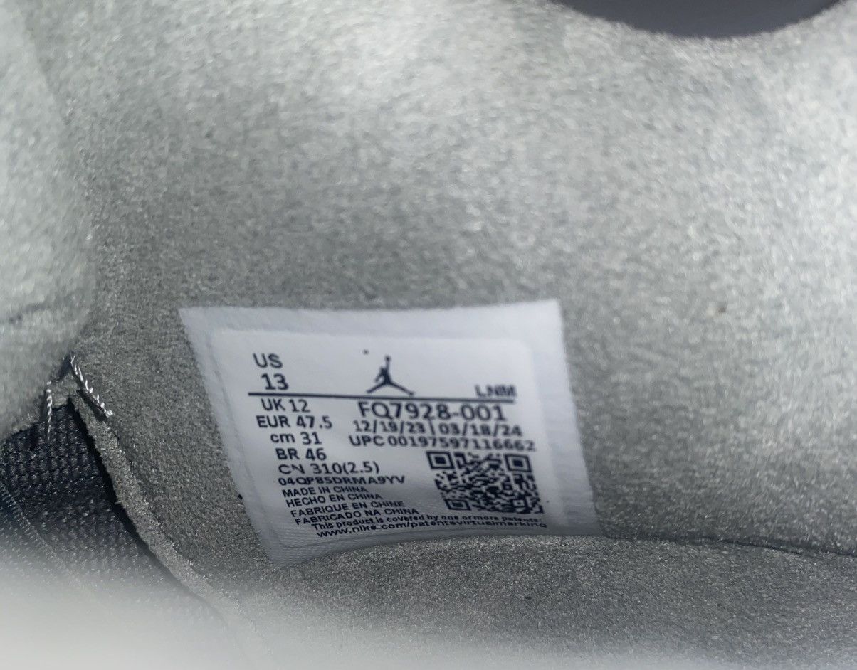 Jordan Brand × Nike Wet cement 4s Size US 13 / EU 46 - 5 Thumbnail