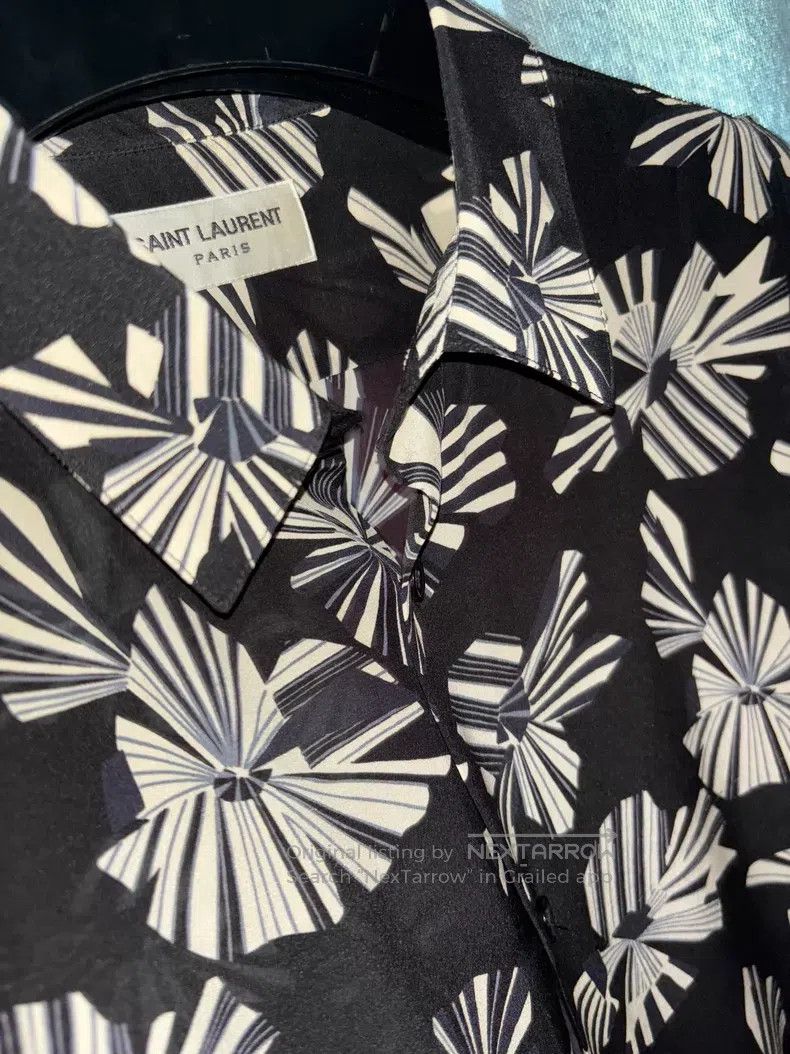 Saint Laurent Paris Saint Laurent Paris size 37 Origami floral short-sleeve shi Size US M / EU 48-50 / 2 - 4 Thumbnail