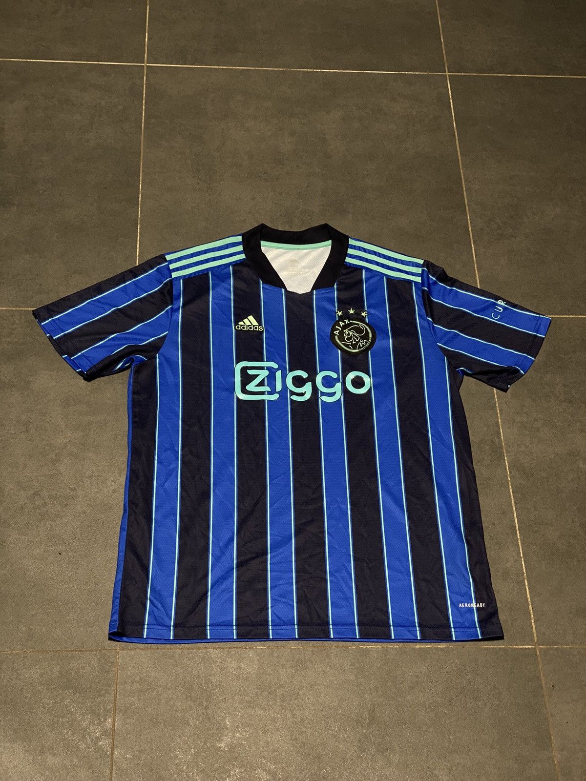 Adidas Jersey Ajax Amsterdam 2021 XXL blokecore Size US XXL / EU 58 / 5 - 1 Thumbnail