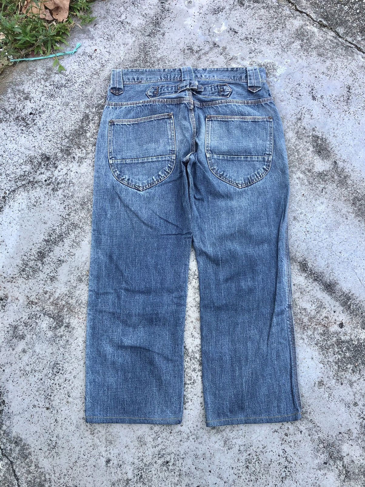 Japanese Brand DOUBLE KNEE BUCKLE BACK JEANS Size US 33 - 7 Thumbnail