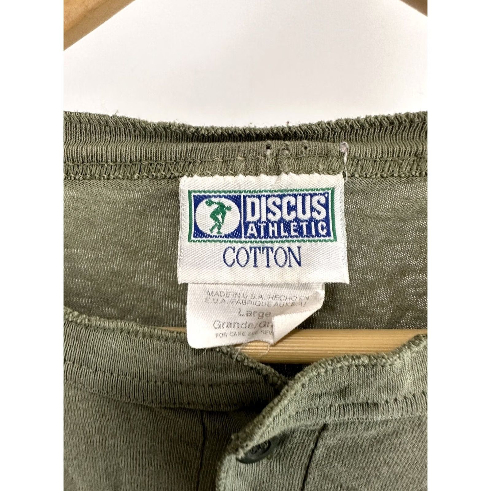 Vintage VTG 90s Sun Faded Green Henley Discus Athletic T-Shirt Size L Mens Grunge Workwear Short Sleeve Casual Shirt Size US L / EU 52-54 / 3 - 3 Thumbnail