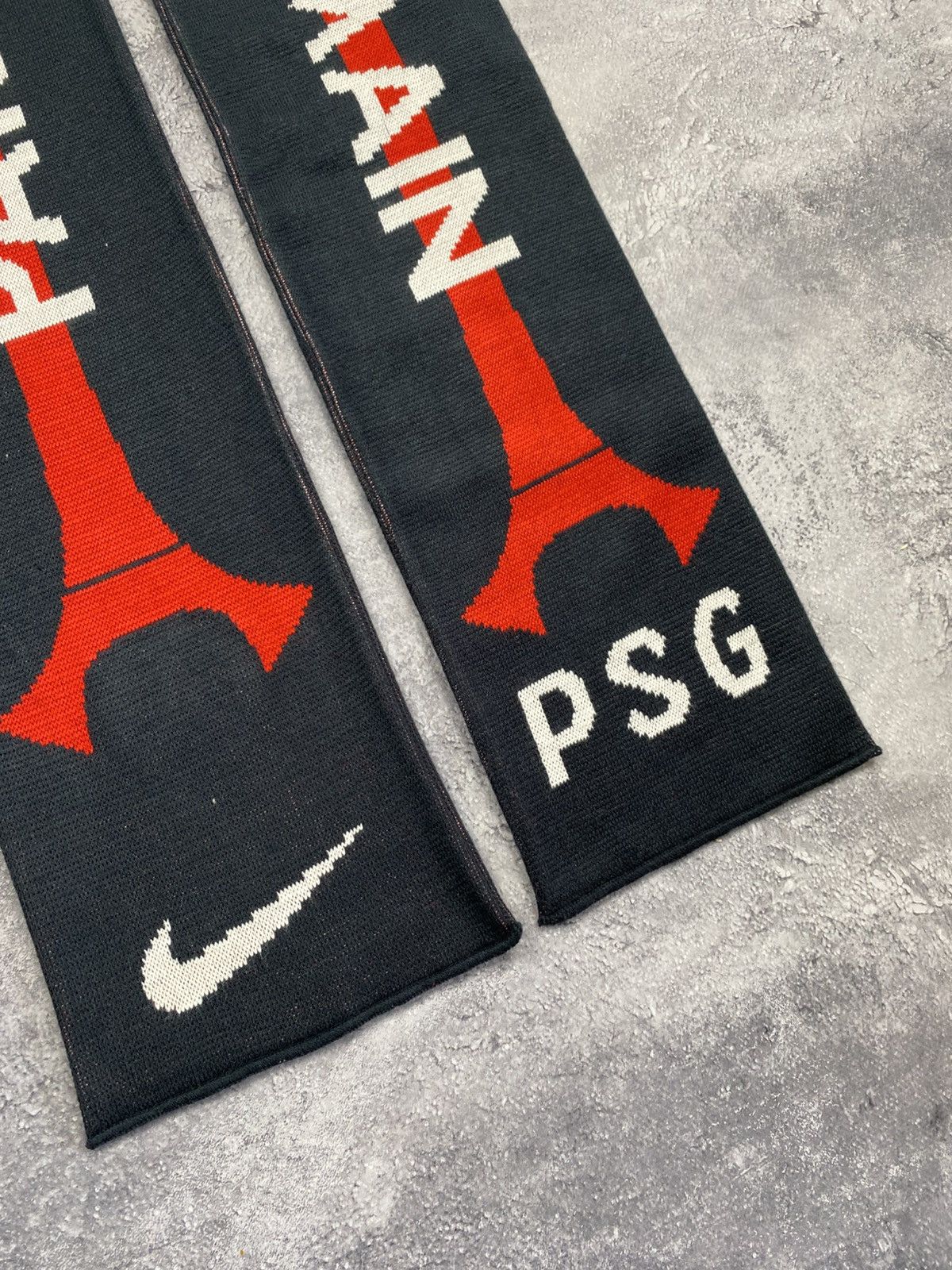 Nike Vintage Nike Paris Saint Germain Scarf PSG Rare Soccer Y2K Size ONE SIZE - 6 Thumbnail
