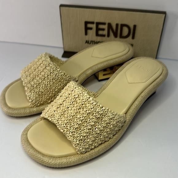Fendi New Authentic Fendi Baguette Raffia Open-Toe Woven Slip-On S Size US 6 / IT 36 - 7 Thumbnail