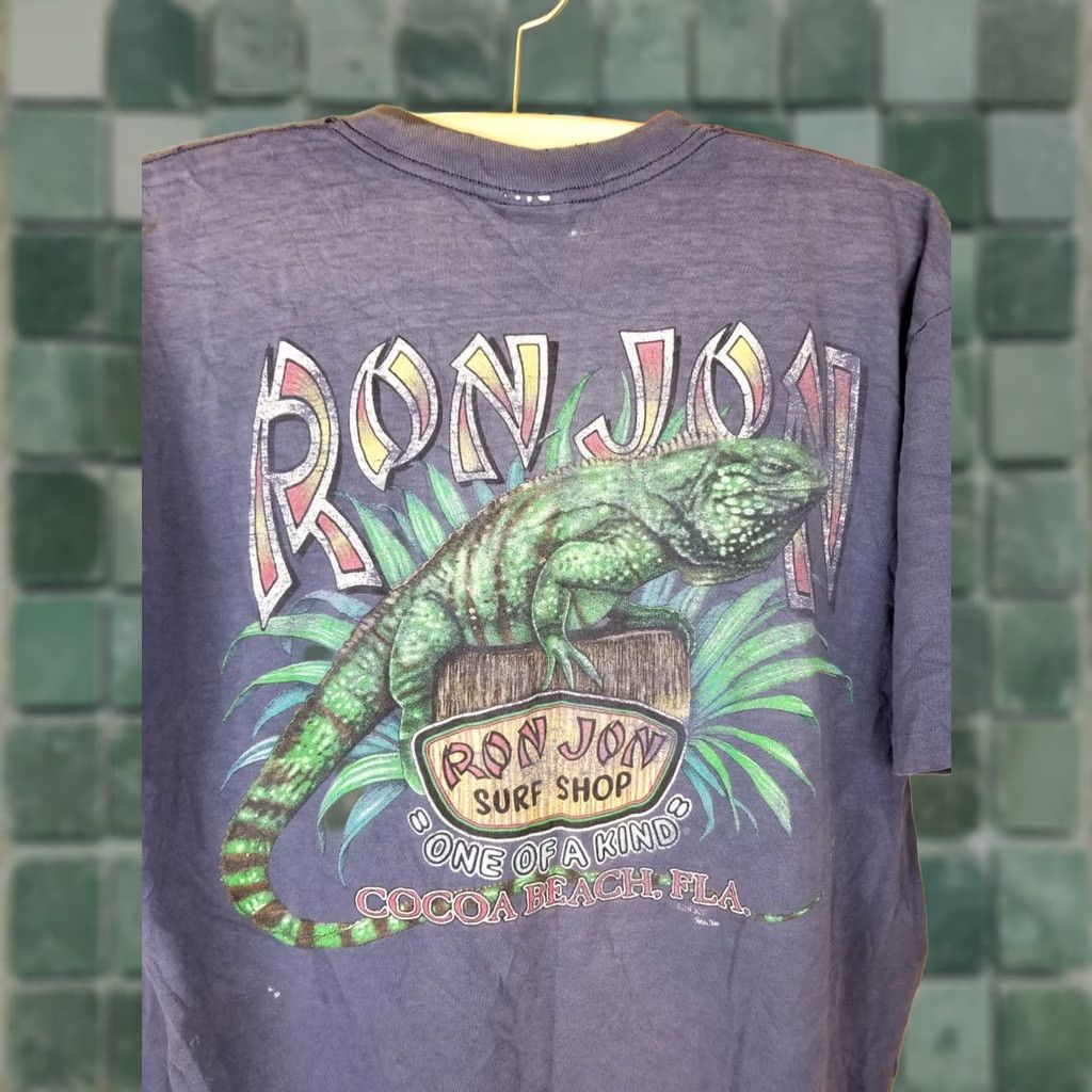 Ron Jon Surf Shop VINTAGE 90's Ron Jon Surf T-Shirt Gradient Sun Faded Trashed One Pocket Large Mens Blue Size US L / EU 52-54 / 3 - 1 Thumbnail