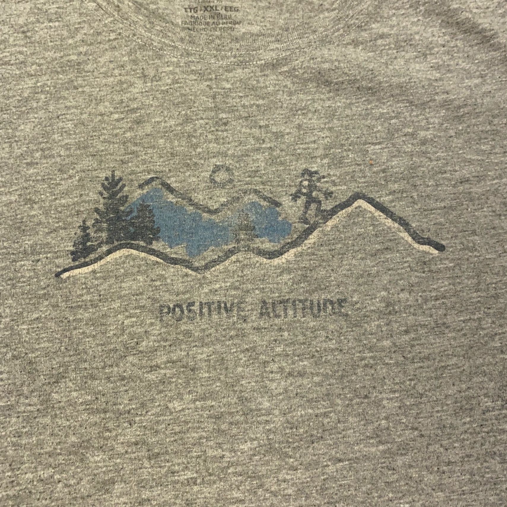 Life is Good Life is Good Womens Shirt Top XXL Gray Crusher Tee Positive Altitude Shirt Womens 2XL Gray T-Shirt Casual Travel 60 Day Return Policy Size XXL / US 16-18 / IT 52-54 - 3 Thumbnail