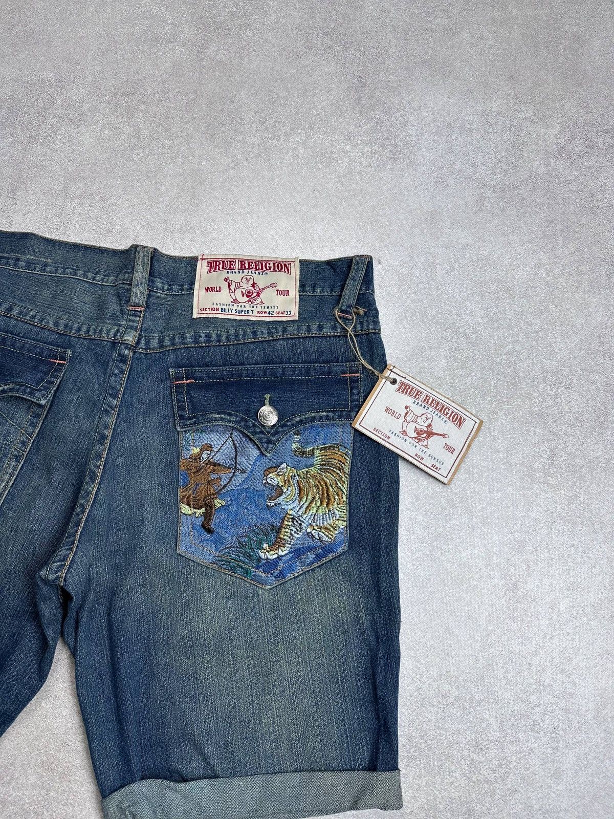 True Religion Vintage NWT True Religion Japanese Embroidery Shorts 32 Size US 32 / EU 48 - 2 Thumbnail