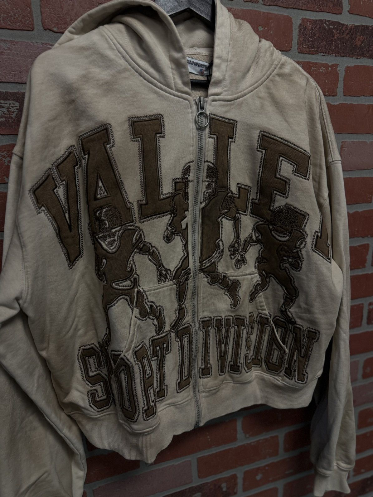 Vale Vale Valley Tan Hoodie Zip Up Fade Distressed Size L Size US L / EU 52-54 / 3 - 4 Thumbnail