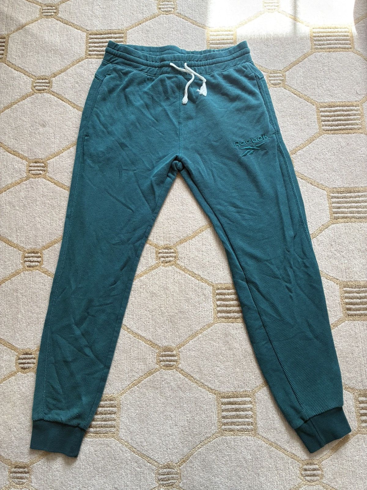 Reebok Reebok Joggers Size Small Size US 30 / EU 46 - 1 Thumbnail