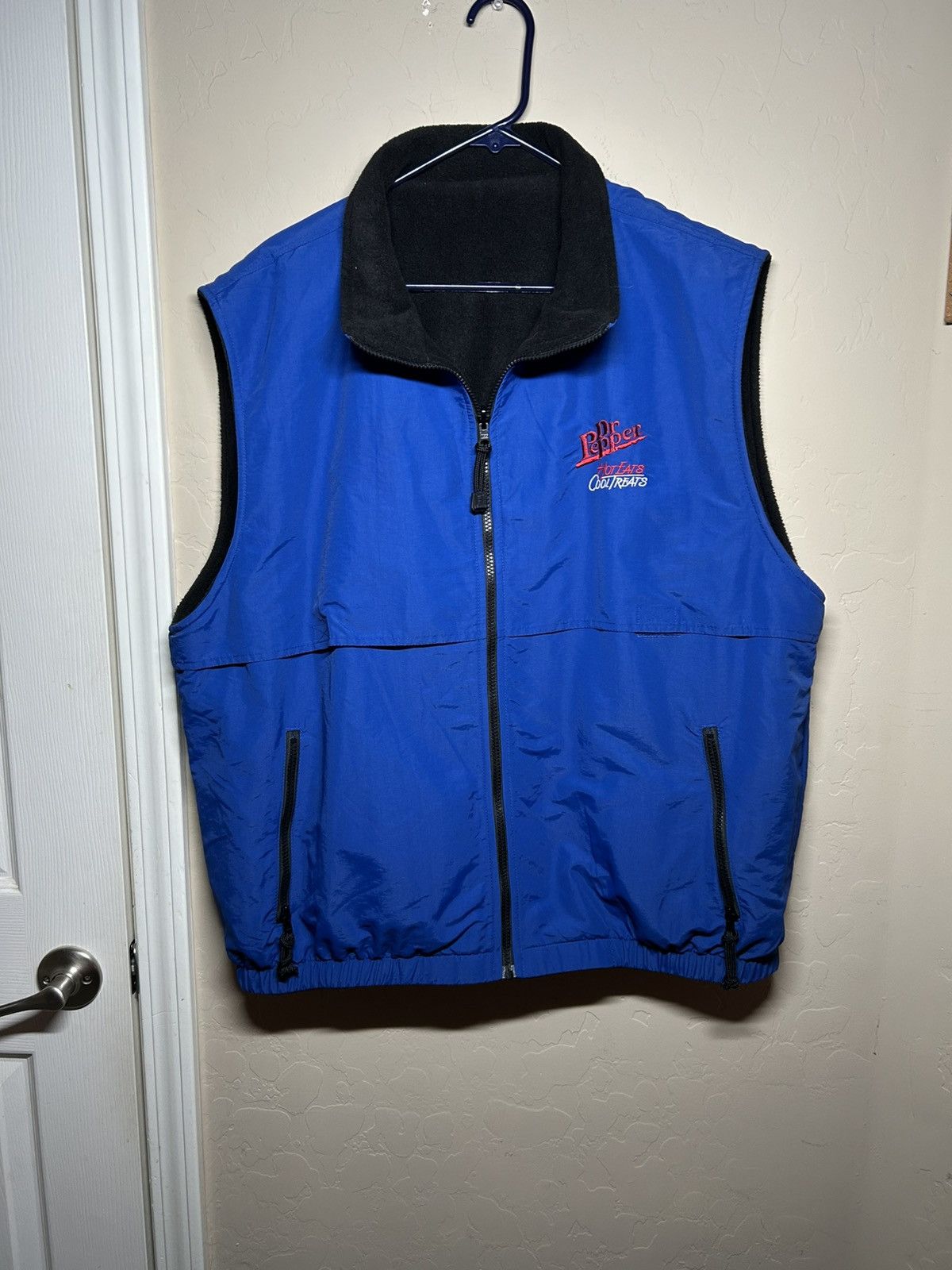 Pepsi Dairy Queen/Pepsi Dr Pepper Vest Size US XL / EU 56 / 4 - 1 Thumbnail