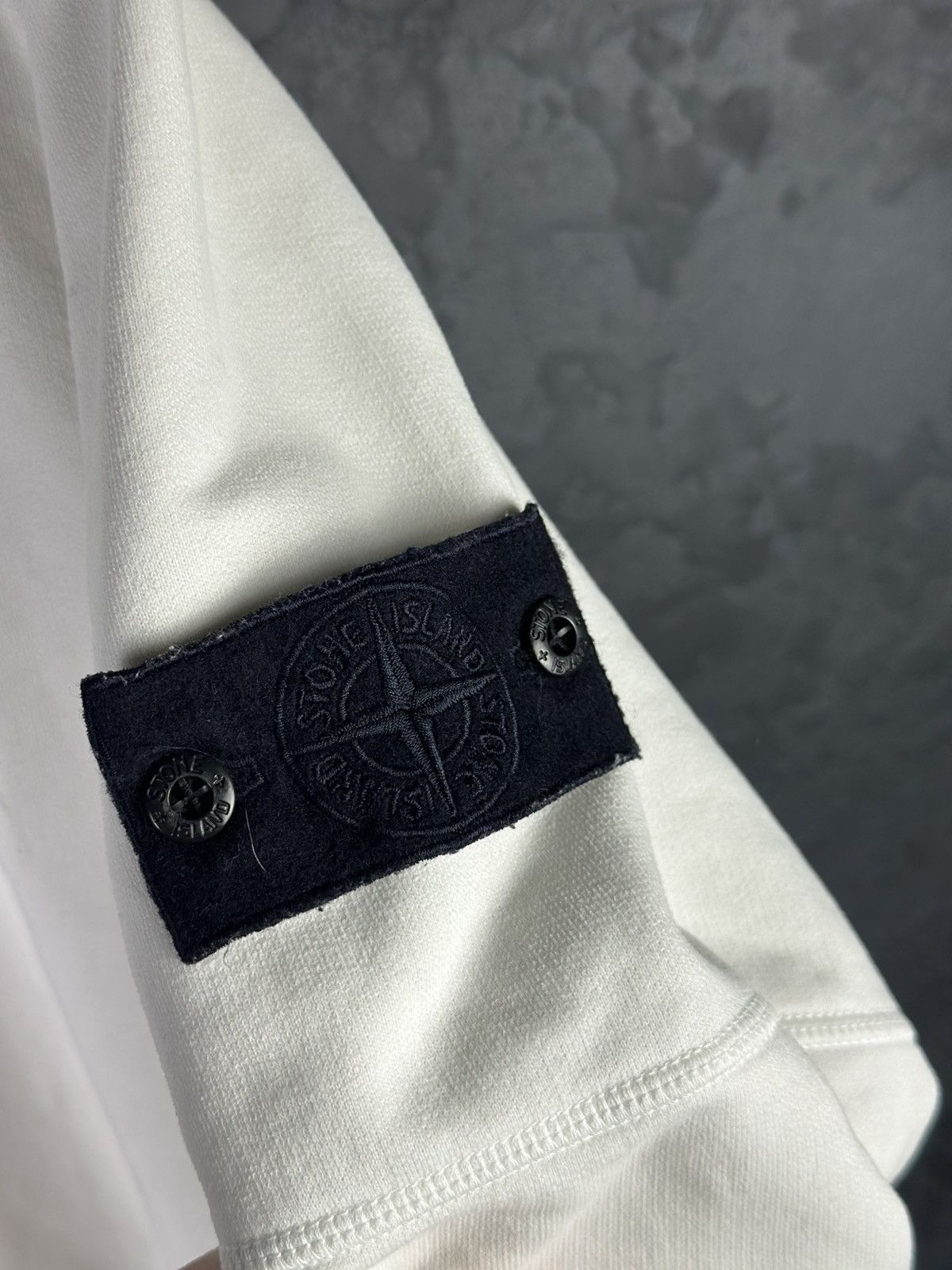 Stone Island Stone Island White Sweatshirt Crewneck Big Logo Mens Size US M / EU 48-50 / 2 - 8 Thumbnail