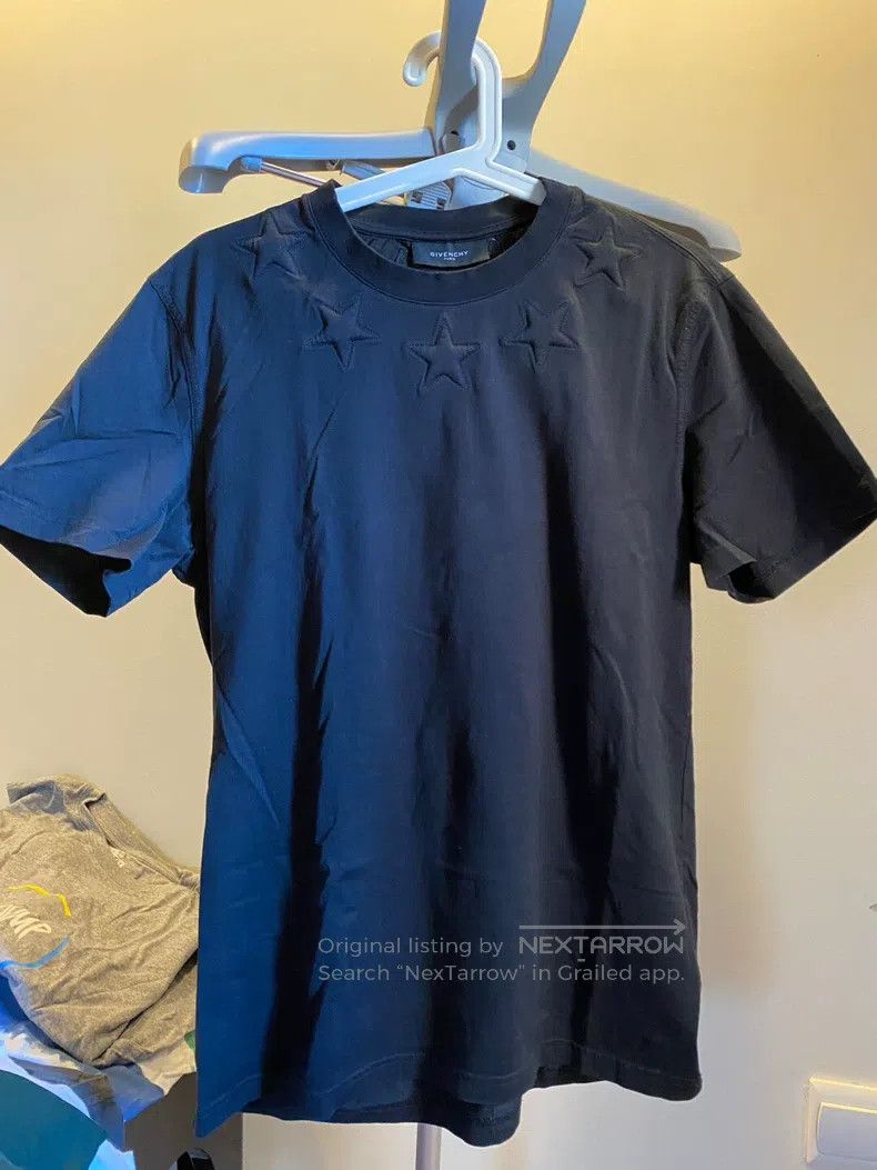 Givenchy Givenchy Round Neck T-Shirt Size US M / EU 48-50 / 2 - 1 Thumbnail