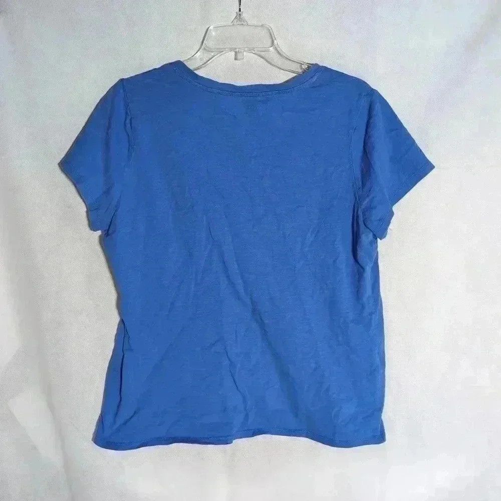 Tommy Hilfiger Ladies Blue Tommy Hilfiger V neck tshirt sz L Size L / US 10 / IT 46 - 3 Thumbnail