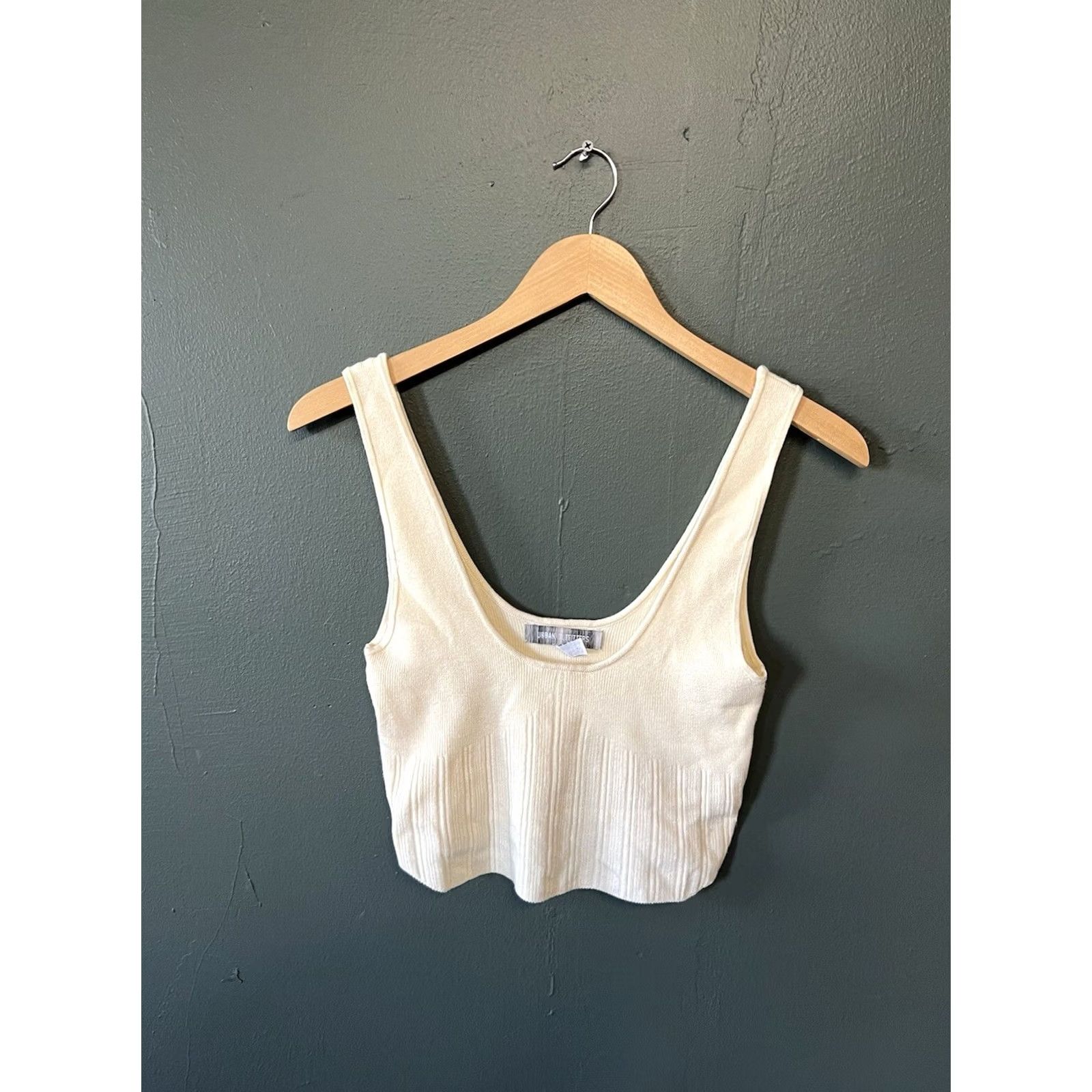 Urban Outfitters Urban Outfitters Womens Ivory Knitted Sleeveless Crop Top Shirt Size M Size M / US 6-8 / IT 42-44 - 2 Thumbnail