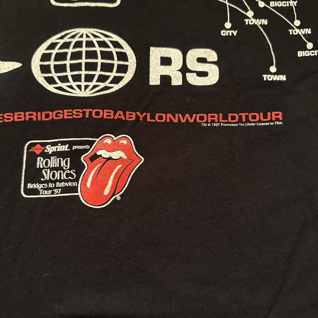 Band Tees × The Rolling Stones × Vintage Vintage 1997 The Rolling Stones Bridges To Babylon Tour Tee Size US XL / EU 56 / 4 - 8 Thumbnail