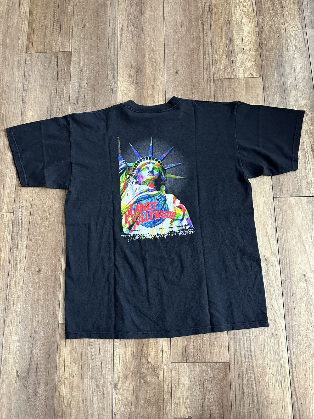 Planet Hollywood Planet Hollywood New York Statue Of Liberty Vintage 90s Tee Size US L / EU 52-54 / 3 - 2 Thumbnail