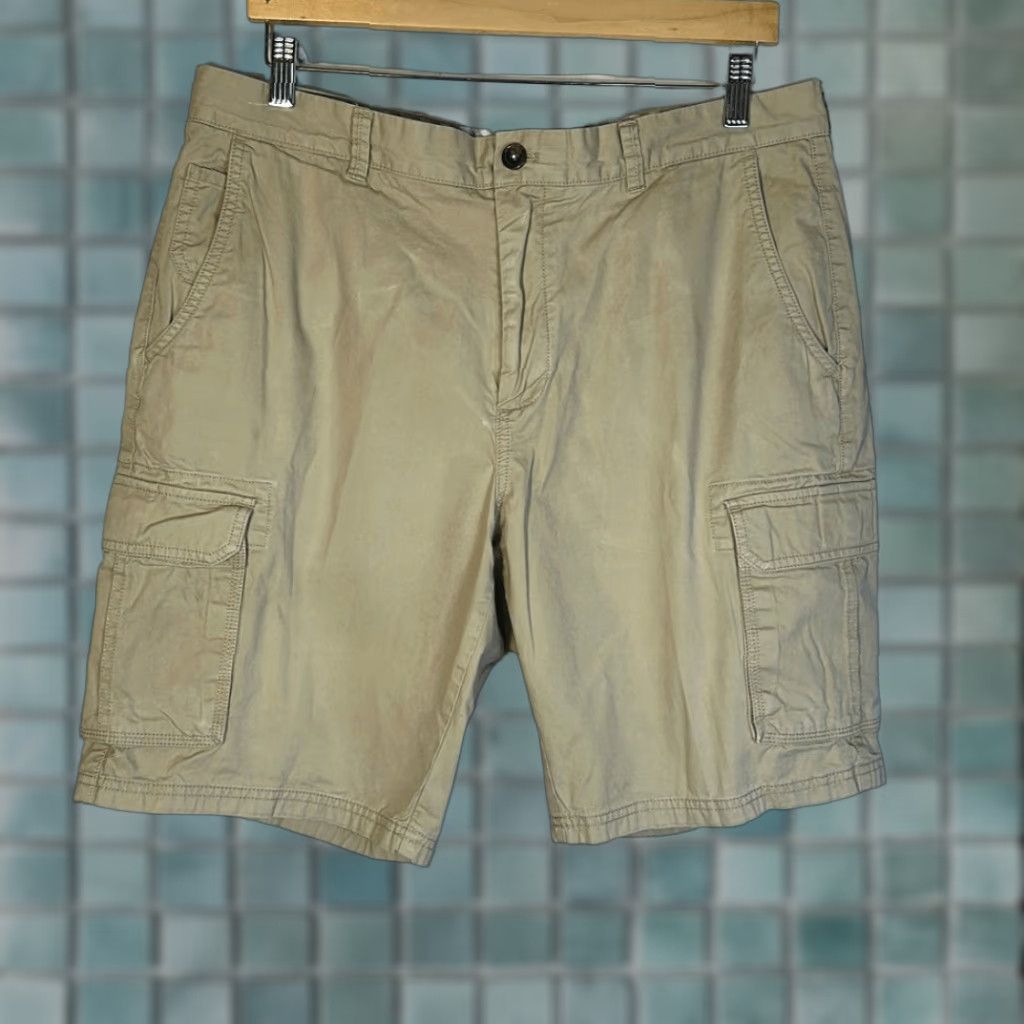 Brooks Brothers VINTAGE Brooks Brothers 346 Advantage Cargo Shorts Mens Tan Cotton Chino Size 36 Size US 36 / EU 52 - 1 Thumbnail