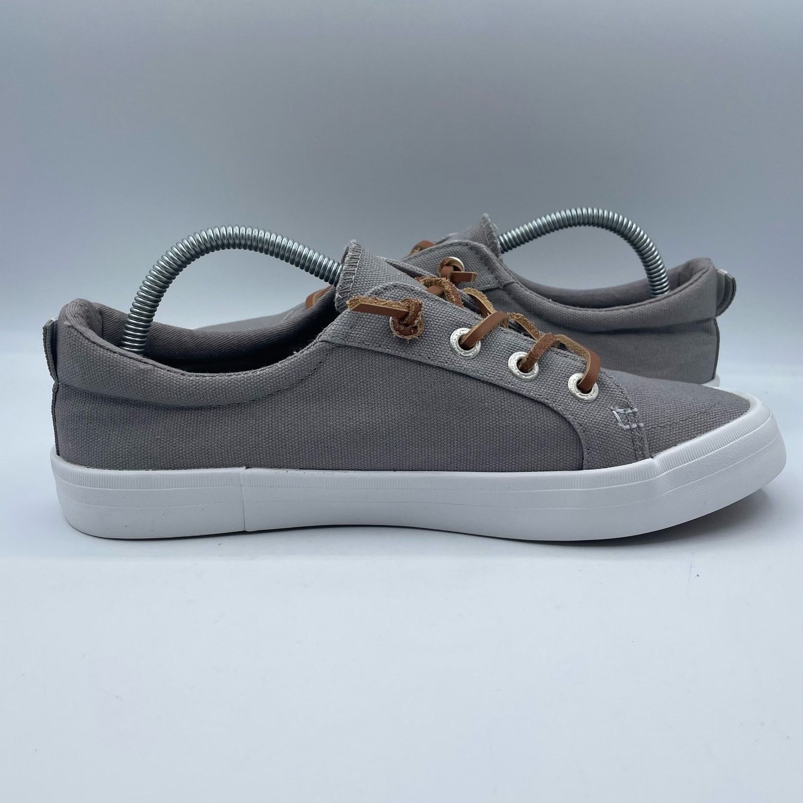 Tommy Bahama Tommy Bahama Canvas Slip On Gray Womens 10 Size US 10 / IT 40 - 5 Thumbnail