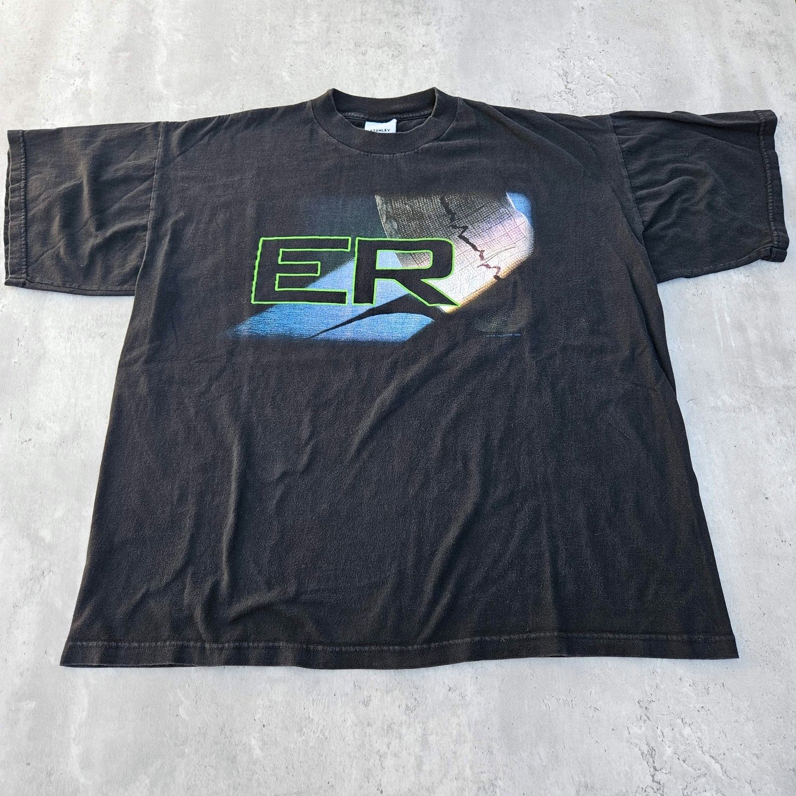 Other Vintage ER TV Series Shirt Black Size XL 96 Warner Brothers Size US XL / EU 56 / 4 - 1 Thumbnail
