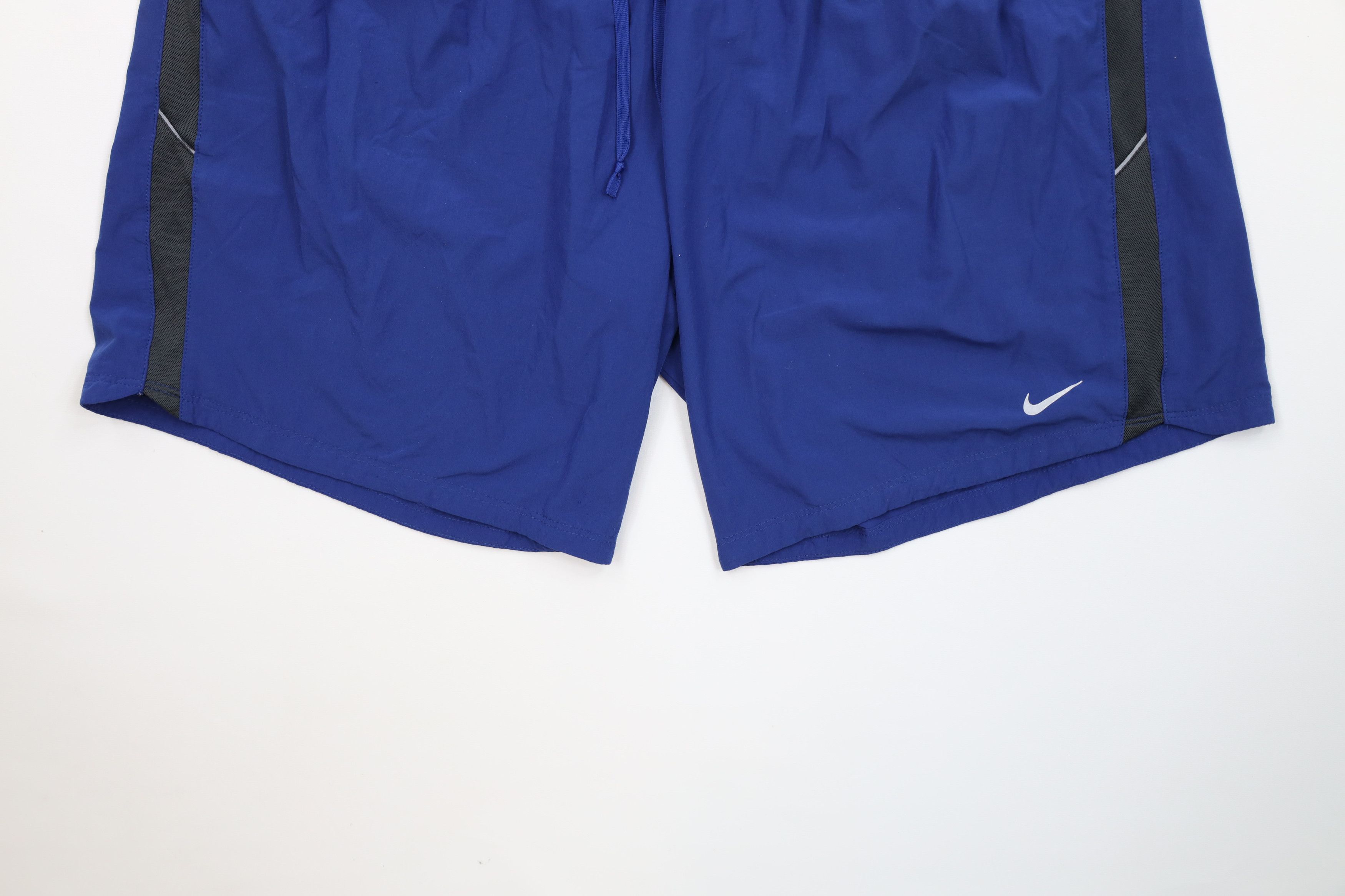 Nike Vintage Nike Mini Swoosh Reflective Lined Above Knee Shorts Size US 36 / EU 52 - 4 Thumbnail
