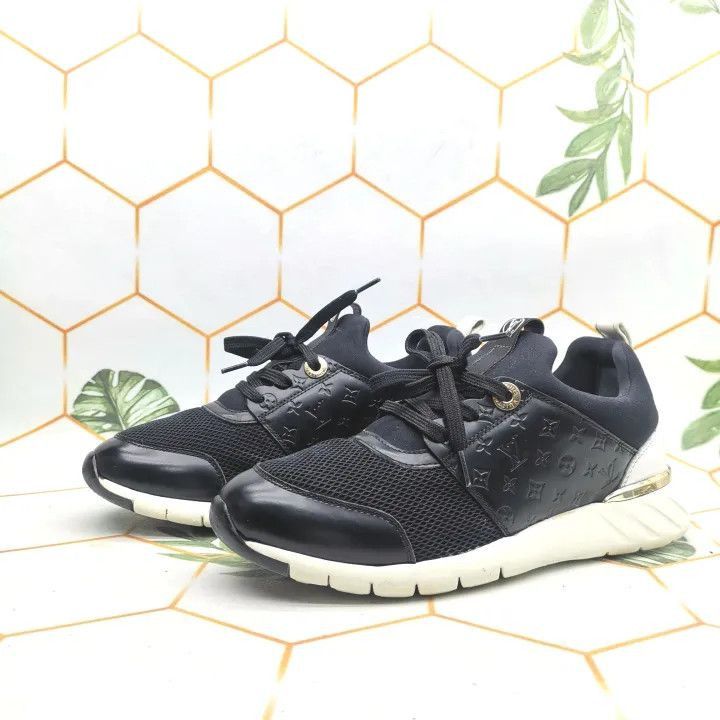 Louis Vuitton Louis Vuitton Black Casual Running Shoes for Women -2508 Size US 5 / IT 35 - 1 Thumbnail
