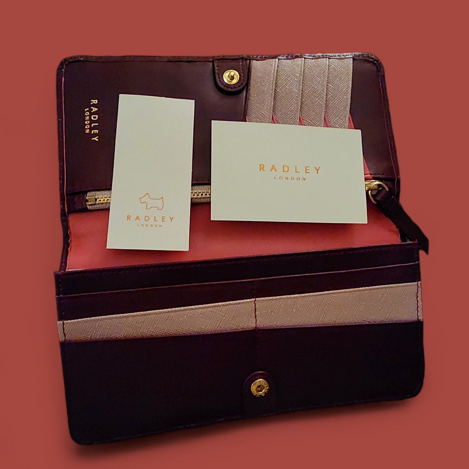Unknown London Radley London LUXURY brand burgandy leather bi-fold wallet Size ONE SIZE - 4 Thumbnail