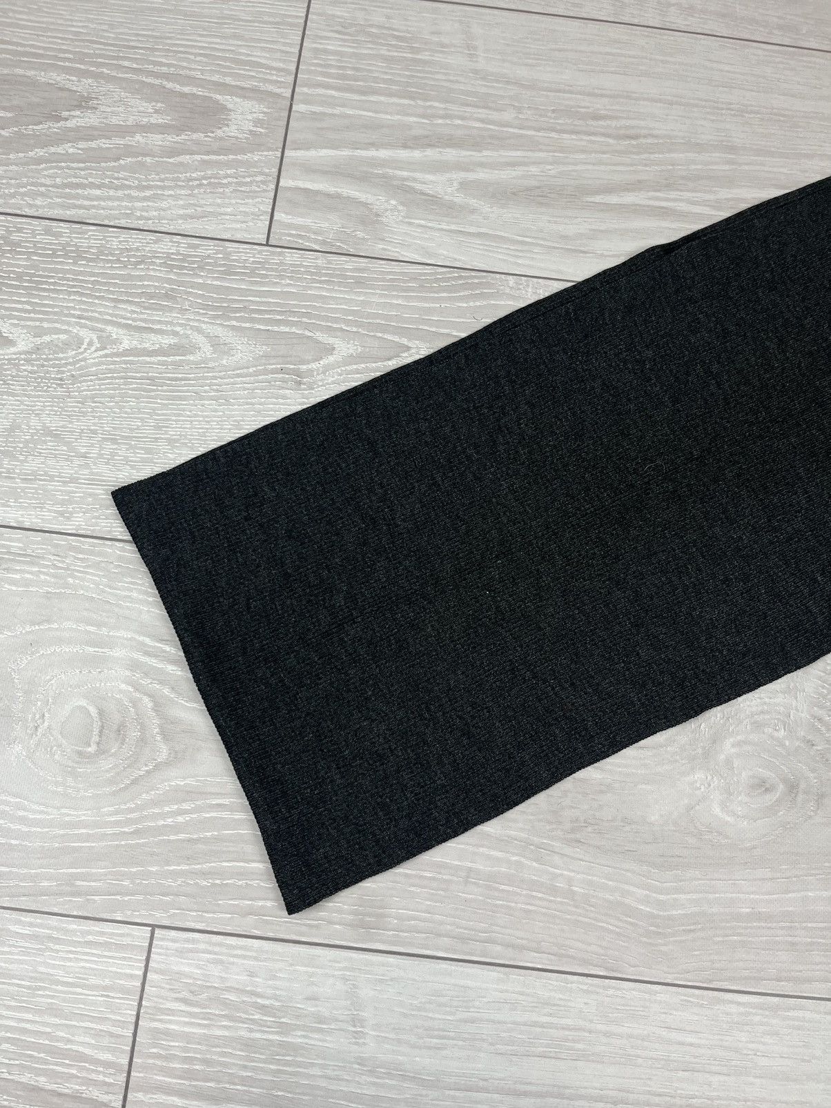 Dolce & Gabbana Dolce Gabbana Vintage 100% Wool Grey Knit Scarf Size ONE SIZE - 8 Thumbnail