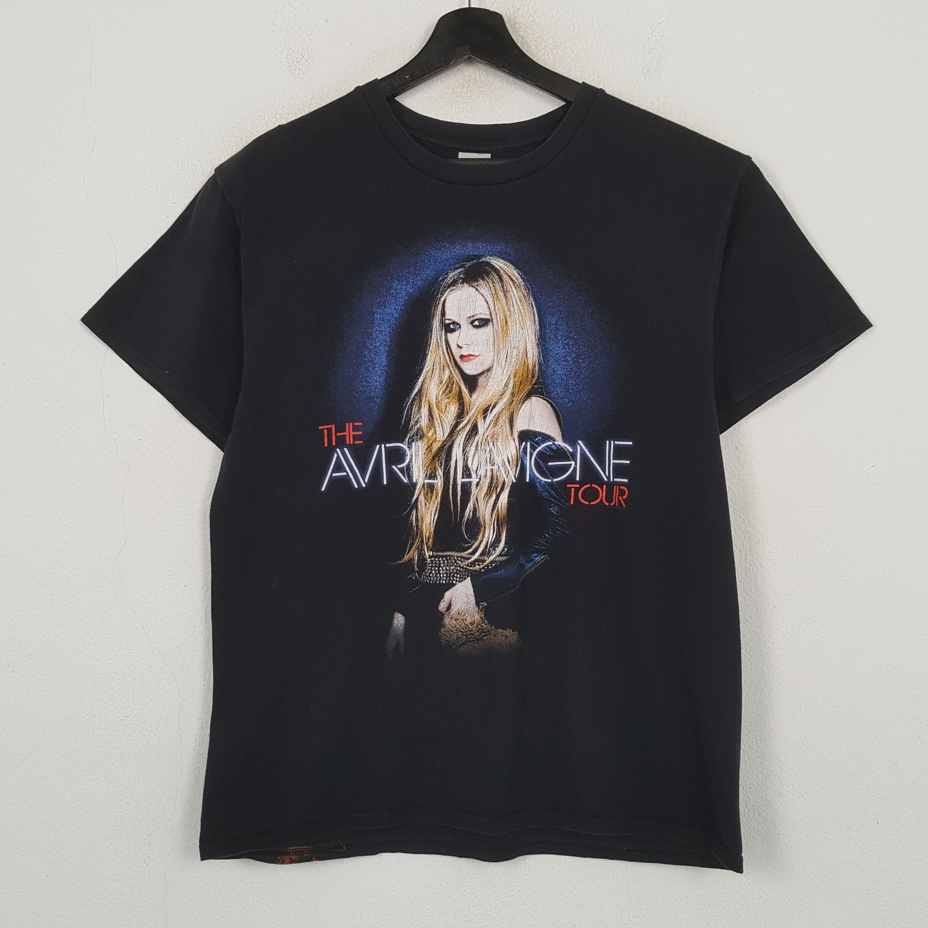 Band Tees The Avril Lavigne Rock Singer Music Tshirt C301N46 Size US M / EU 48-50 / 2 - 1 Thumbnail