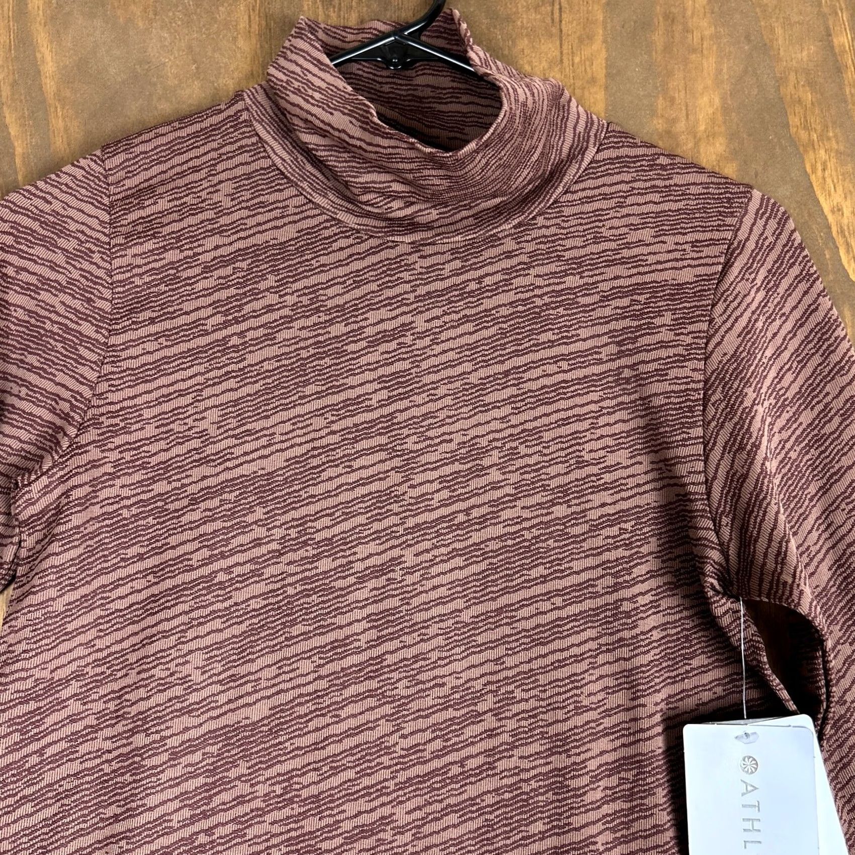 Athleta Athleta Turtleneck Brown Flurry Seamless Long Sleeve Super Stretch Medium Womens Size M / US 6-8 / IT 42-44 - 2 Thumbnail