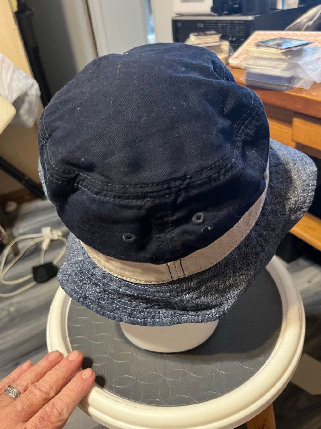 Tommy Hilfiger Women's Tommy Hilfiger Navy Light Blue One Size Bucket Hat Size ONE SIZE - 3 Thumbnail