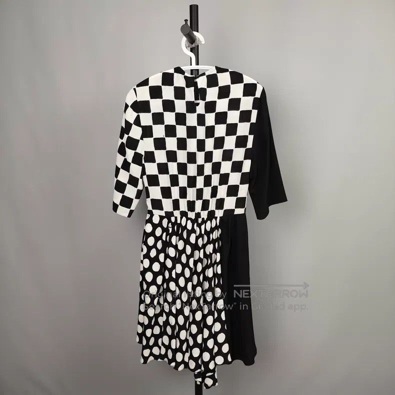 Louis Vuitton Louis Vuitton Black and white polka-dot paneled dress Size XXS / US 00 / IT 34 - 3 Thumbnail