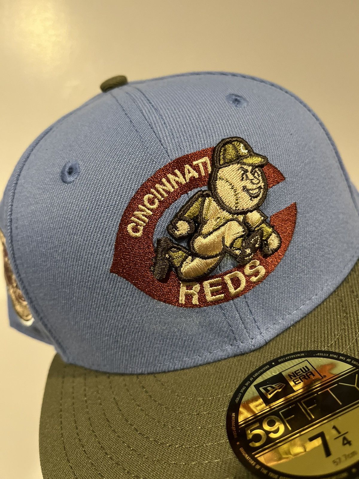Hat Club × MLB × New Era Hatclub Exclusive Cincinnati Reds Great Outdoors Size 7 1/4 Size ONE SIZE - 2 Thumbnail