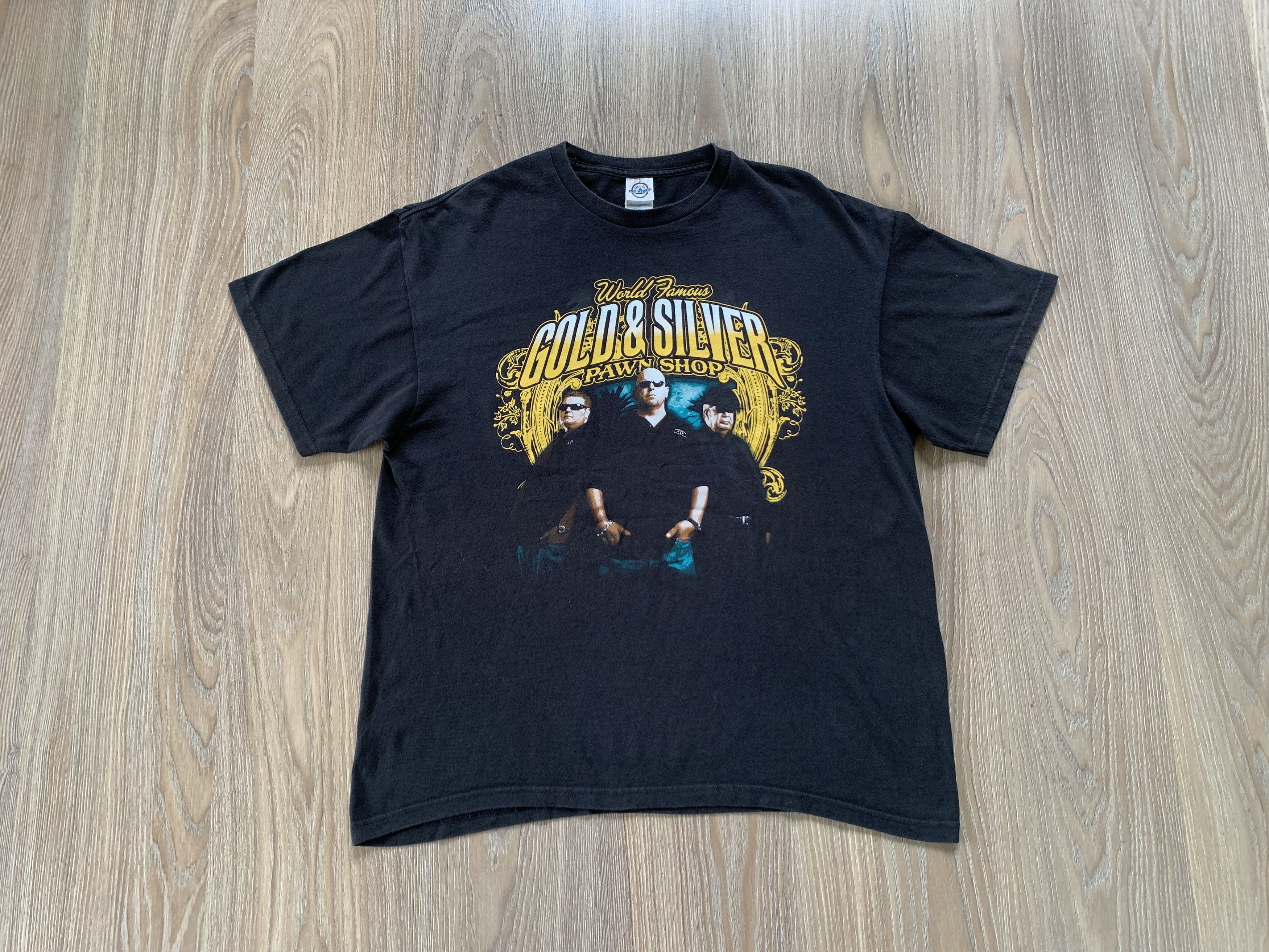 Delta Gold And Silver Delta Printed T-Shirt Size US XL / EU 56 / 4 - 1 Thumbnail