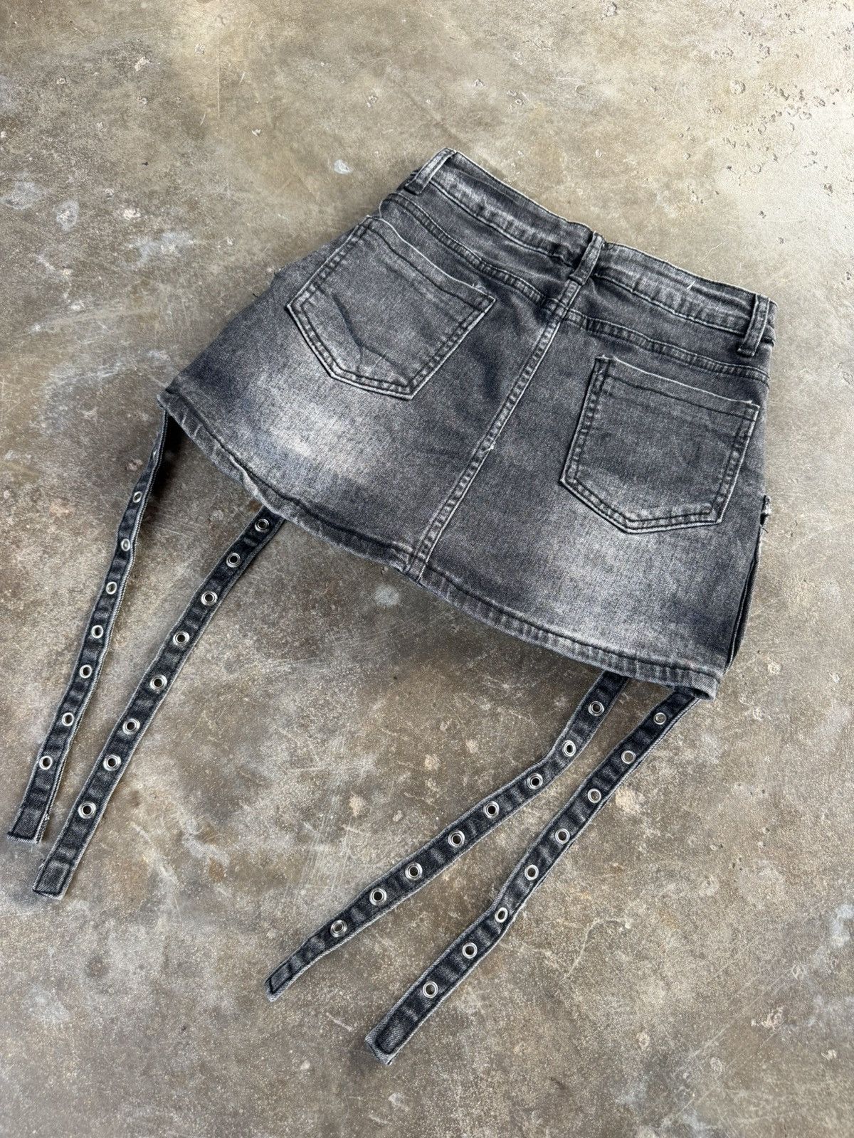 Seditionaries Seditionaries Style Denim Strap Skirt Punk Bondage Skirt Size 24" / US 00 / IT 34 - 11 Thumbnail