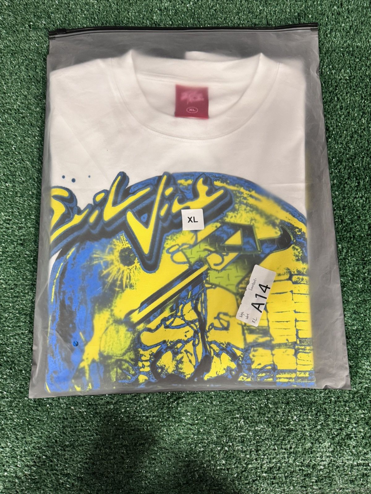 Other Evil vice T-Shirt Dual hit graphic Size US XL / EU 56 / 4 - 4 Thumbnail