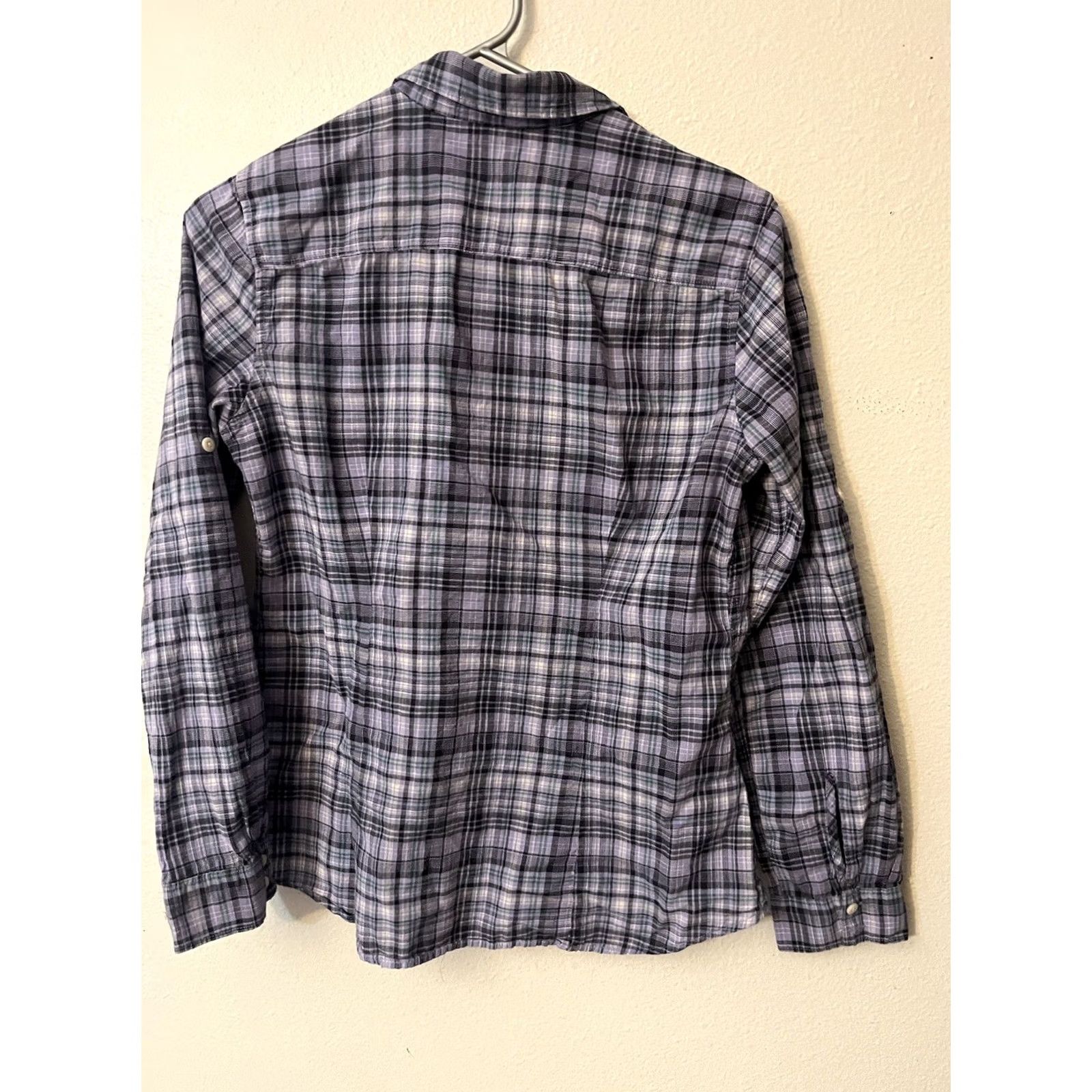 Eddie Bauer Eddie Bauer Shirt Women's Size Small Purple Plaid Button-Up Size S / US 4 / IT 40 - 2 Thumbnail