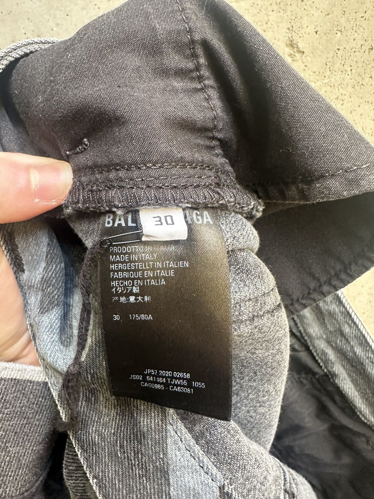Balenciaga Balenciaga camo denim shorts Size US 30 / EU 46 - 4 Thumbnail