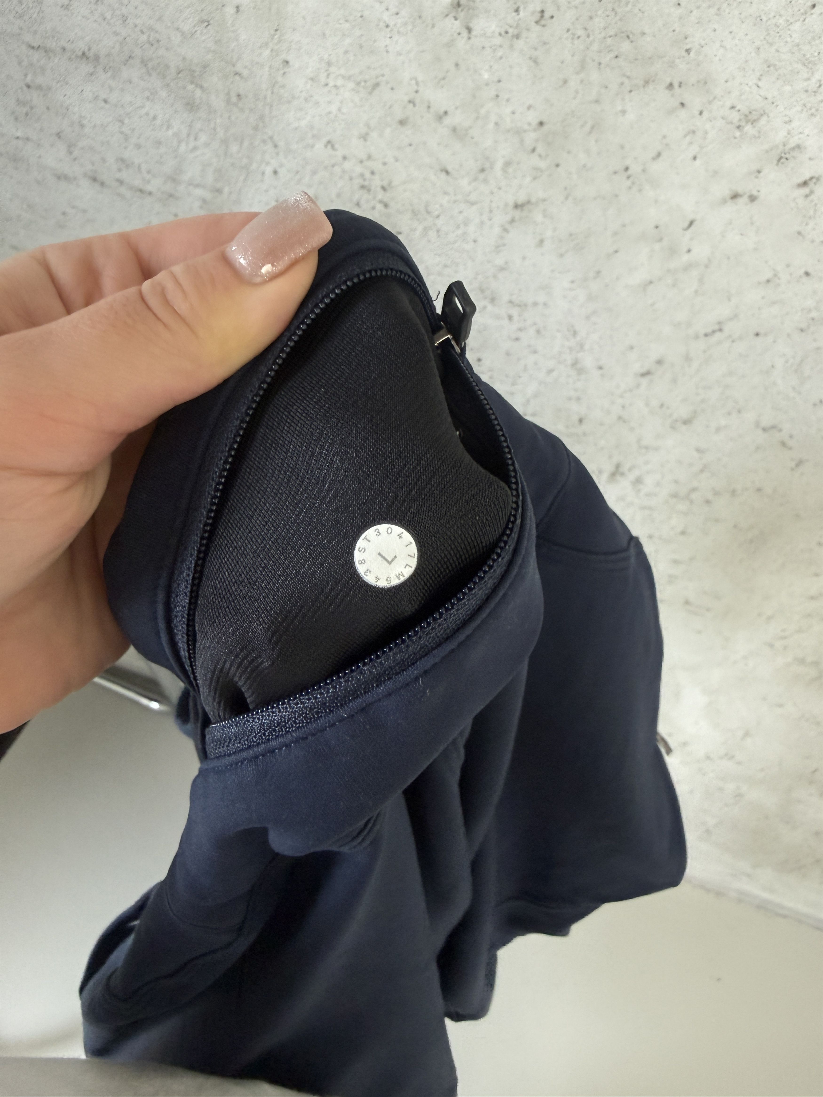 Lululemon Lululemon joggers running gym pilates yoga Size US 32 / EU 48 - 5 Thumbnail