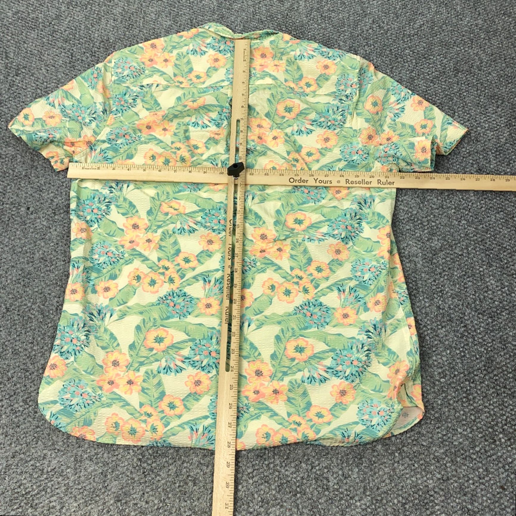 Chubbies Chubbies Hawaiian Shirt Polo Mens M Floral Beach 90s? (No, avoid 90s) Multicolor Short Sleeve Button-Down Seersucker Nylon Spandex Size US M / EU 48-50 / 2 - 6 Thumbnail
